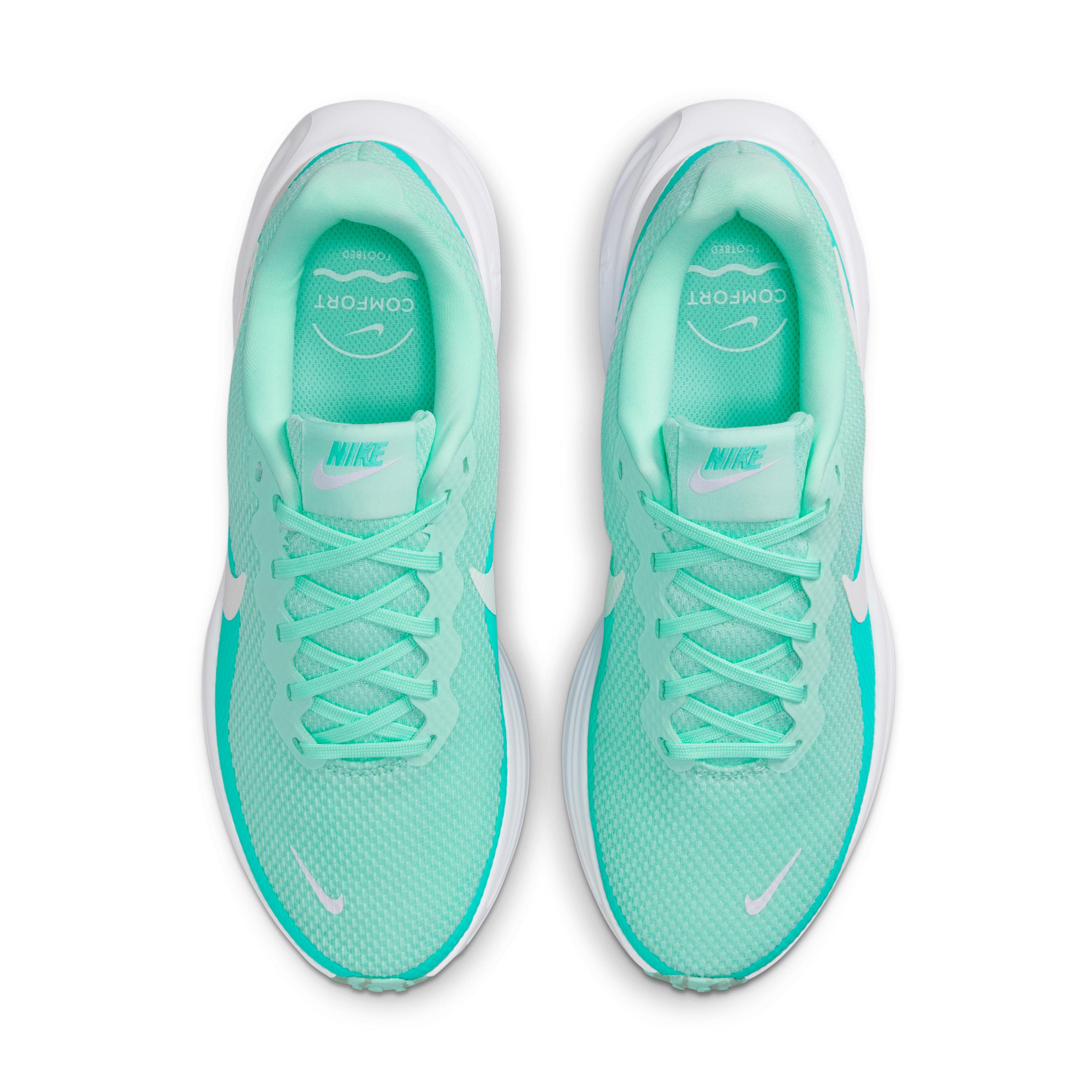 Nike Women's Revolution 8 Road Running Shoes Product Image