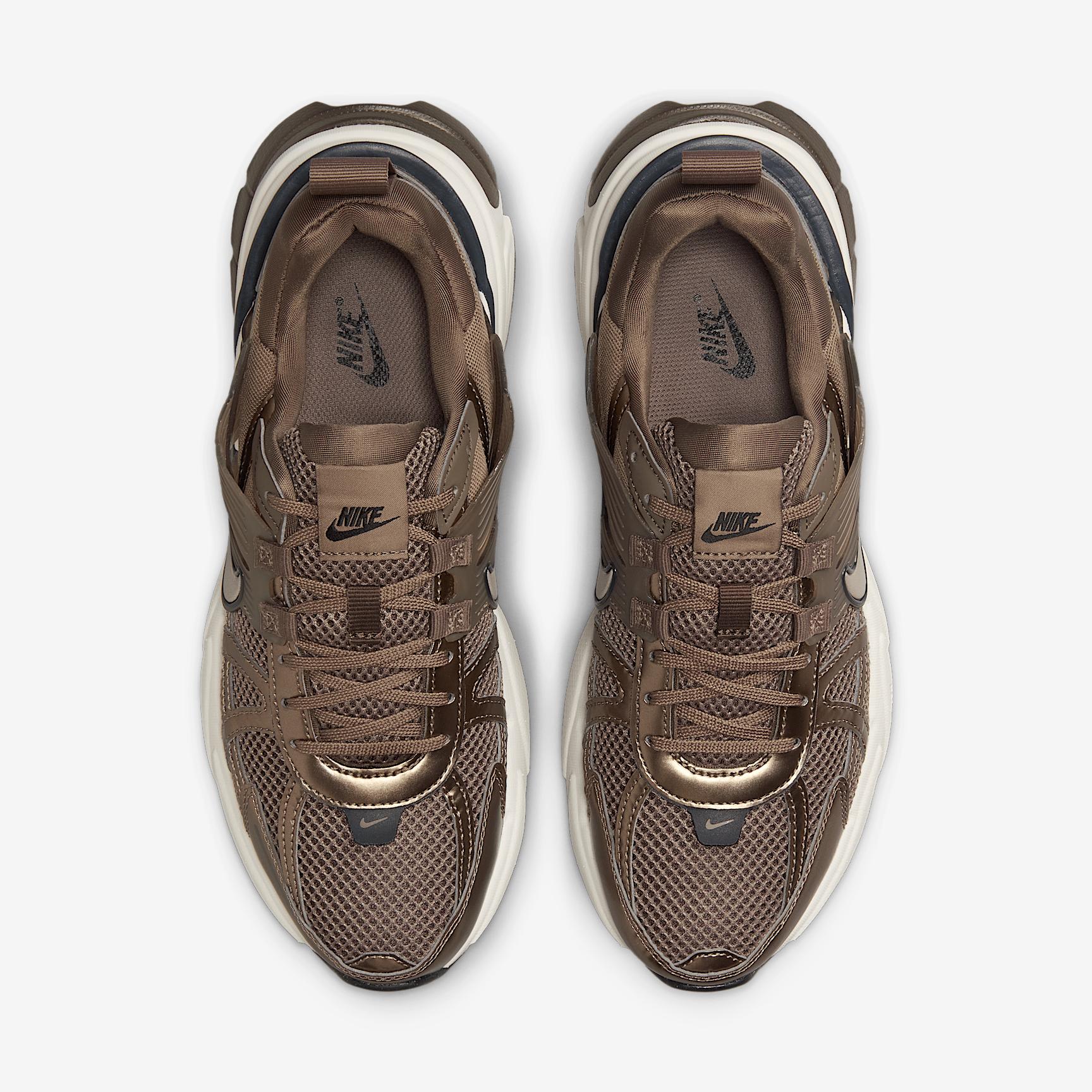 Nike Womens V2K Run Shoes | HF5342-100 Product Image