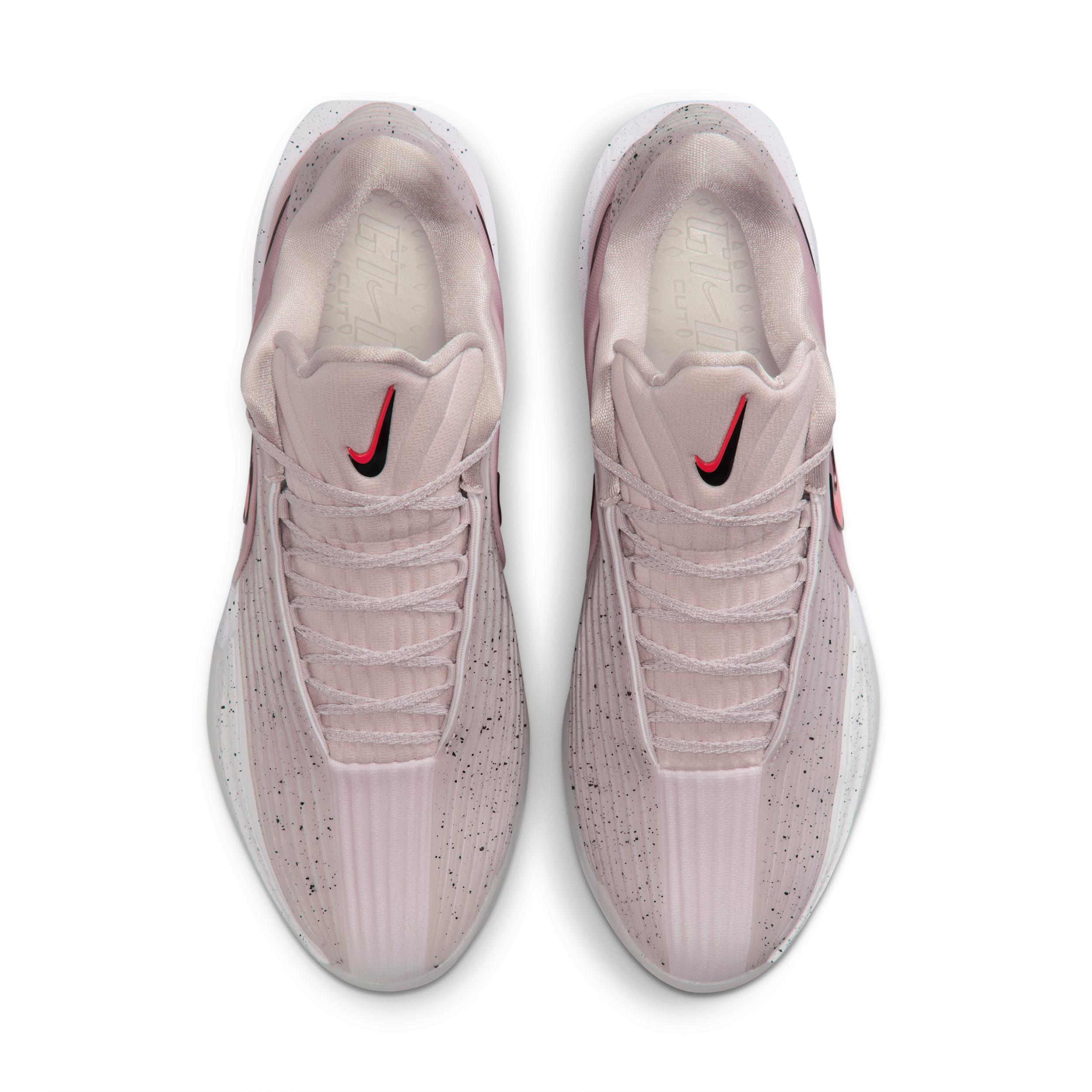 Nike Mens G.T. Cut 3 Turbo Basketball Shoes | HV9918-001 Product Image