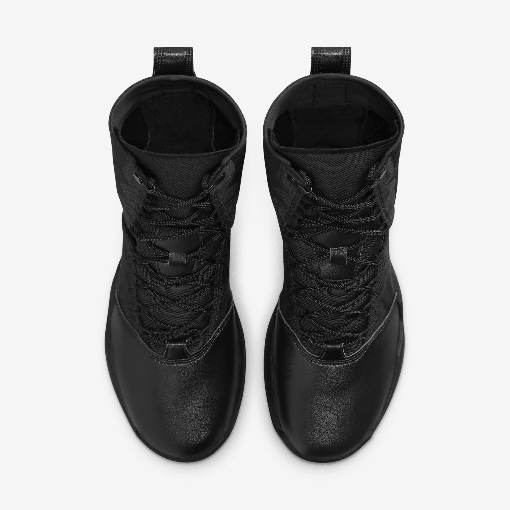 Nike Mens SFB B2 Boots | FN3717-001 Product Image
