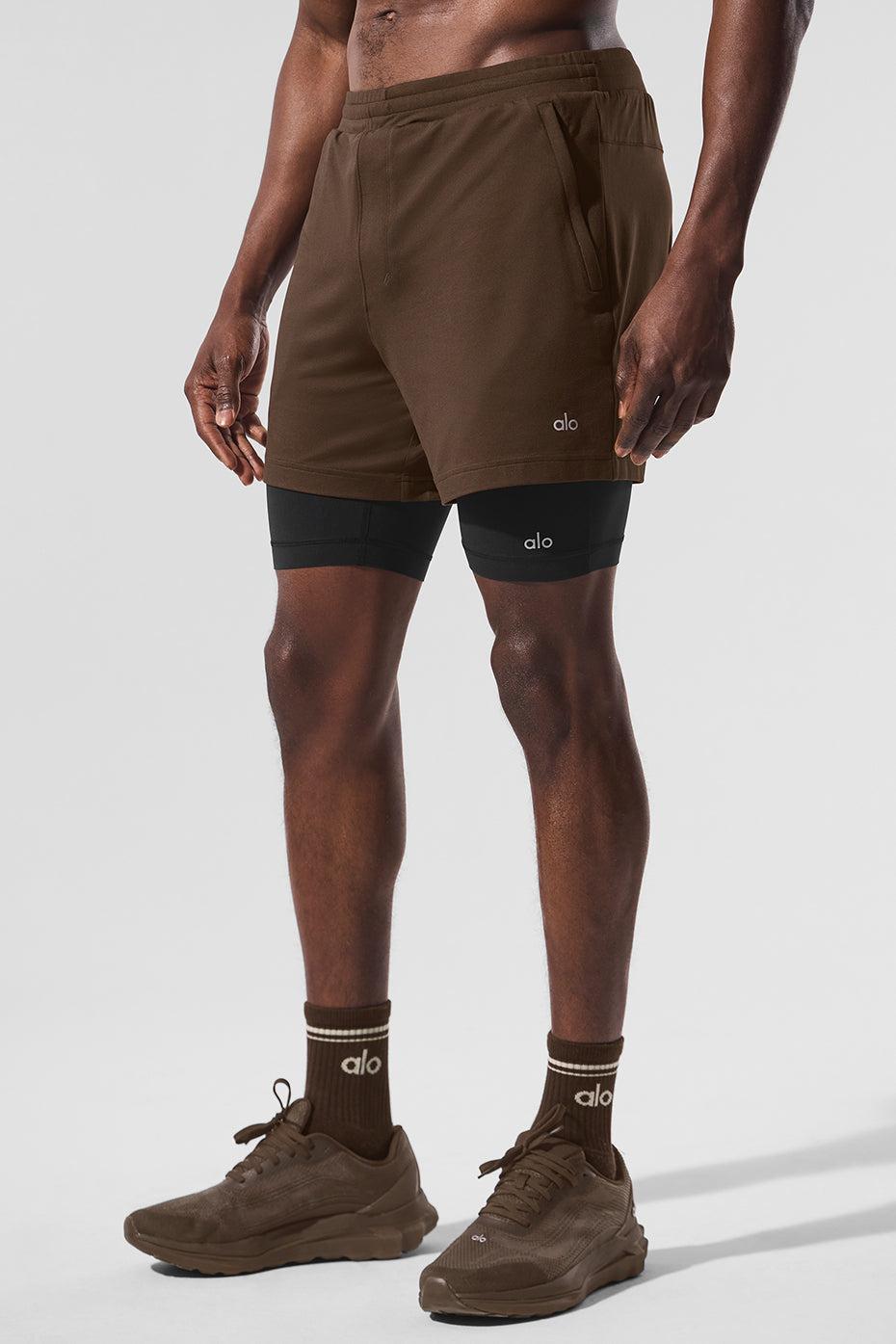 Conquer React 2-In-1 Performance Short - Espresso/Black Product Image
