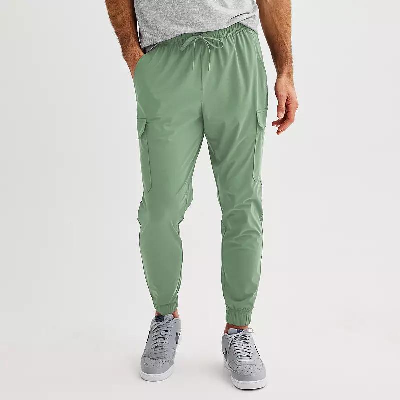 Men's Tek Gear® Performance Cargo Pants,  Product Image