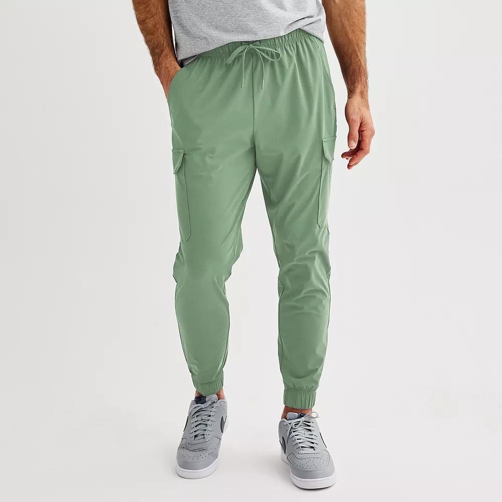 Men's Tek Gear® Performance Cargo Pants,  Product Image
