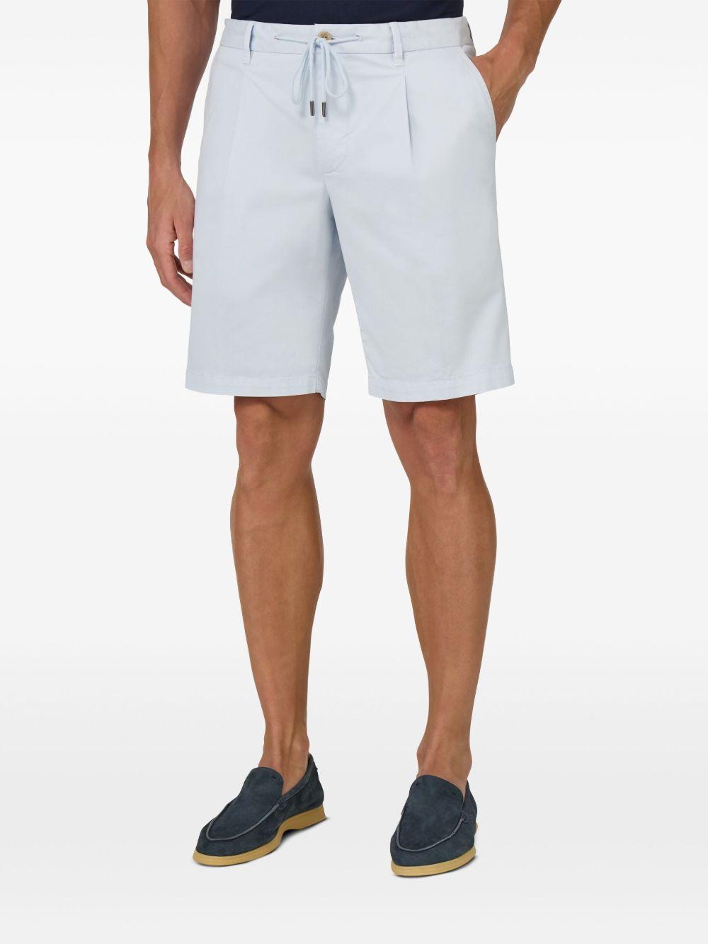 cotton chino shorts Product Image
