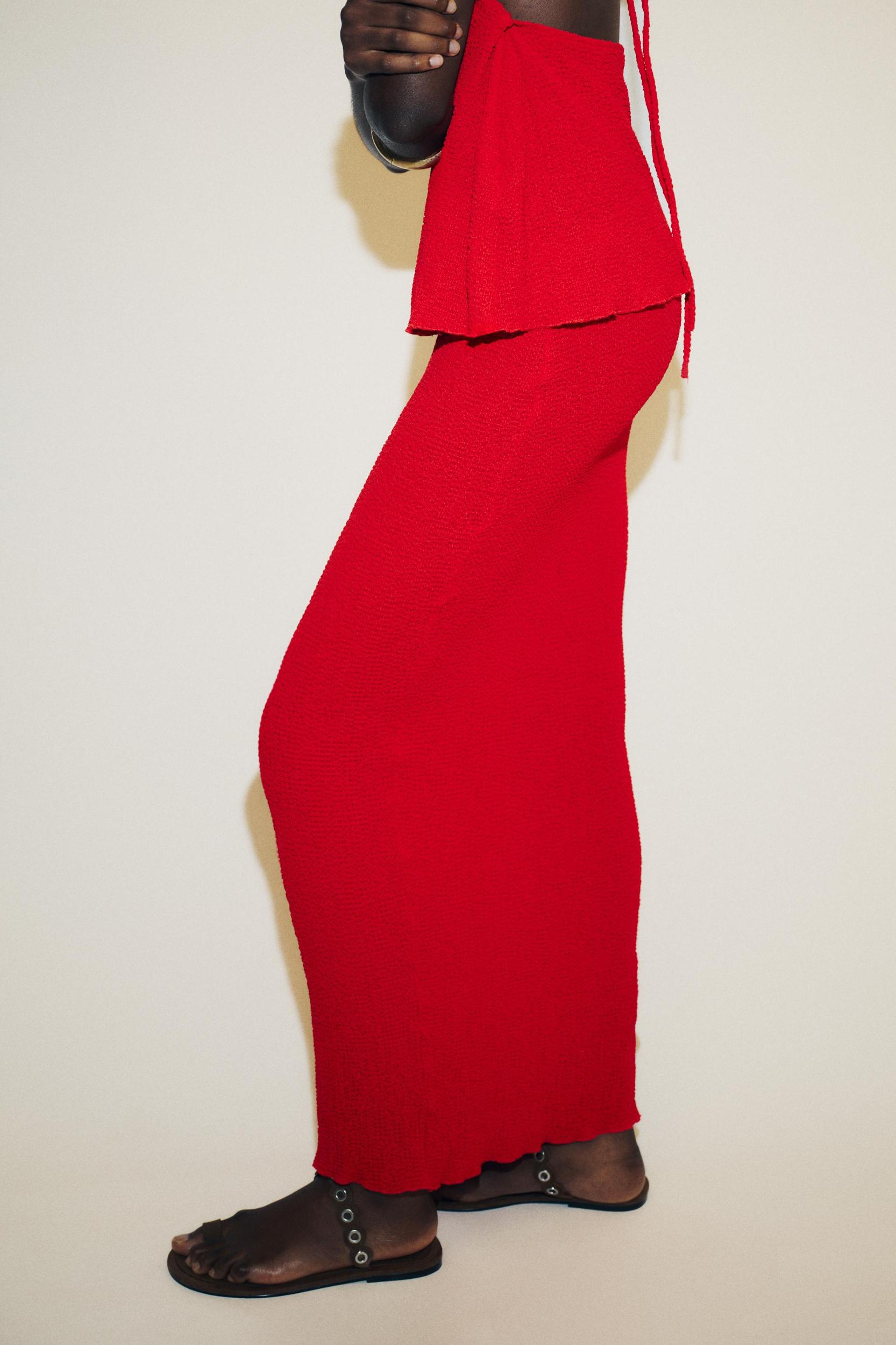 TEXTURED LONG SKIRT Product Image