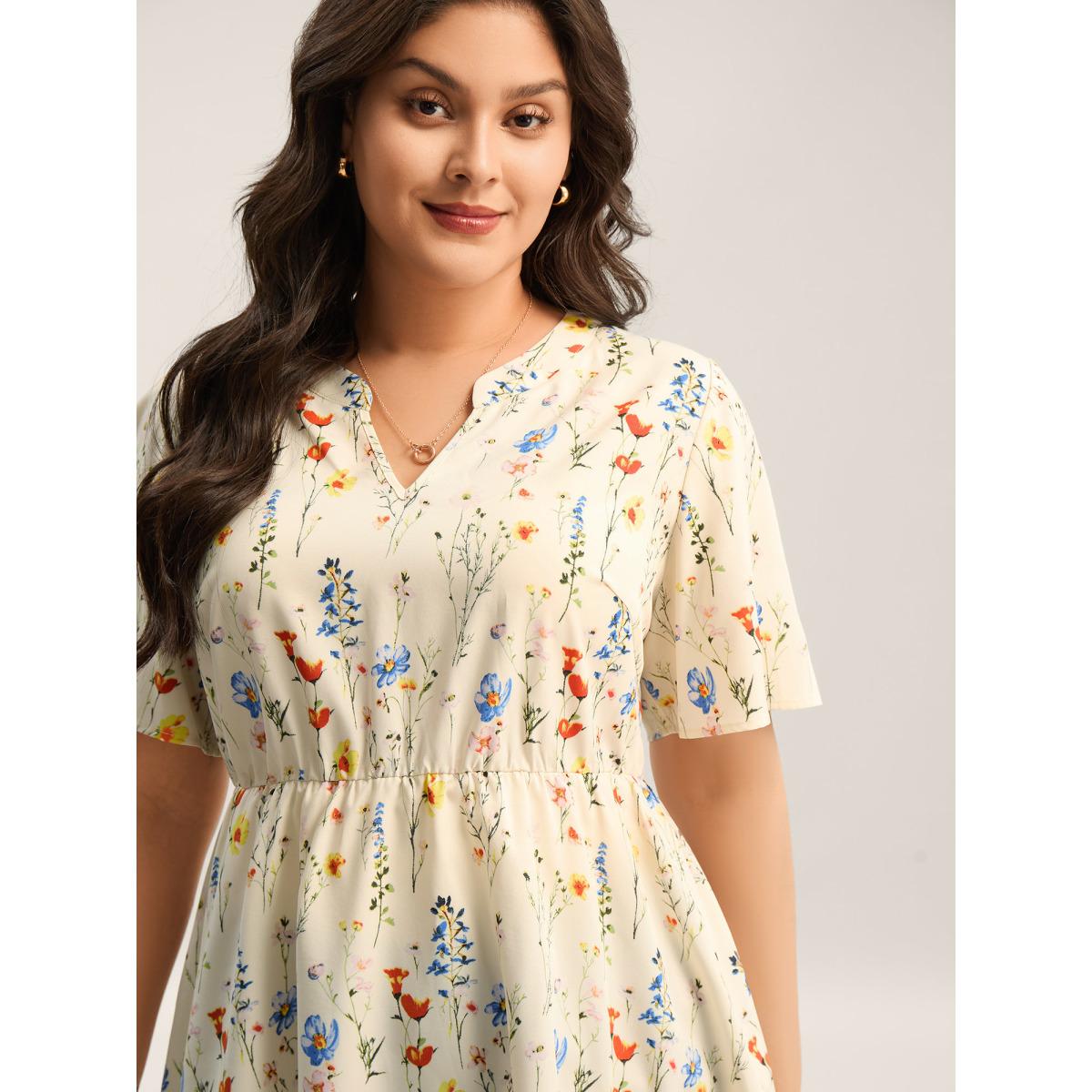 Plus Size Beige Branch Floral Print Notched Collar Blouse Women Timeless Short sleeve Notched collar Elegant Blouses BloomChic 10/M Product Image