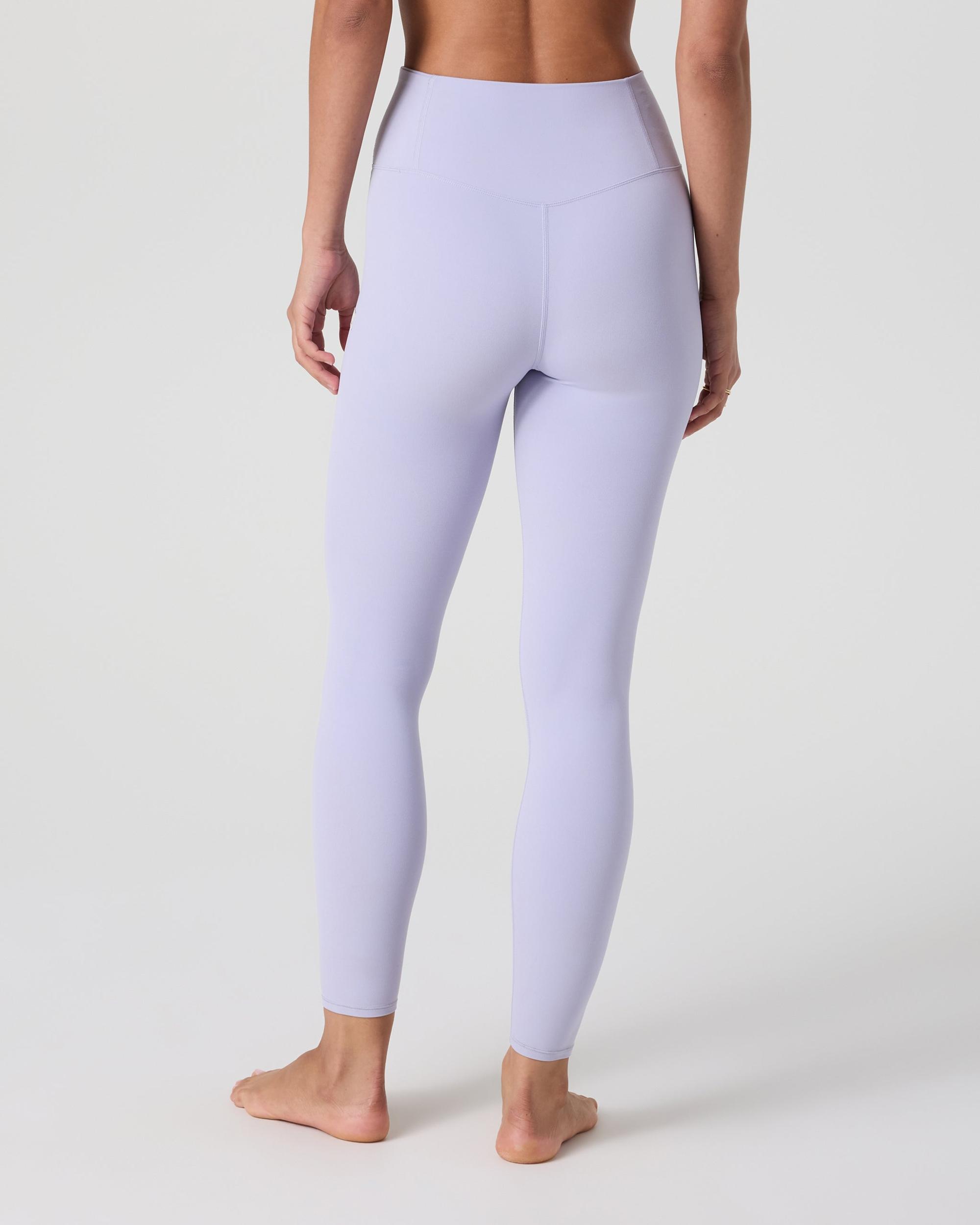 Vuori AllTheFeels™ Legging - Short Product Image