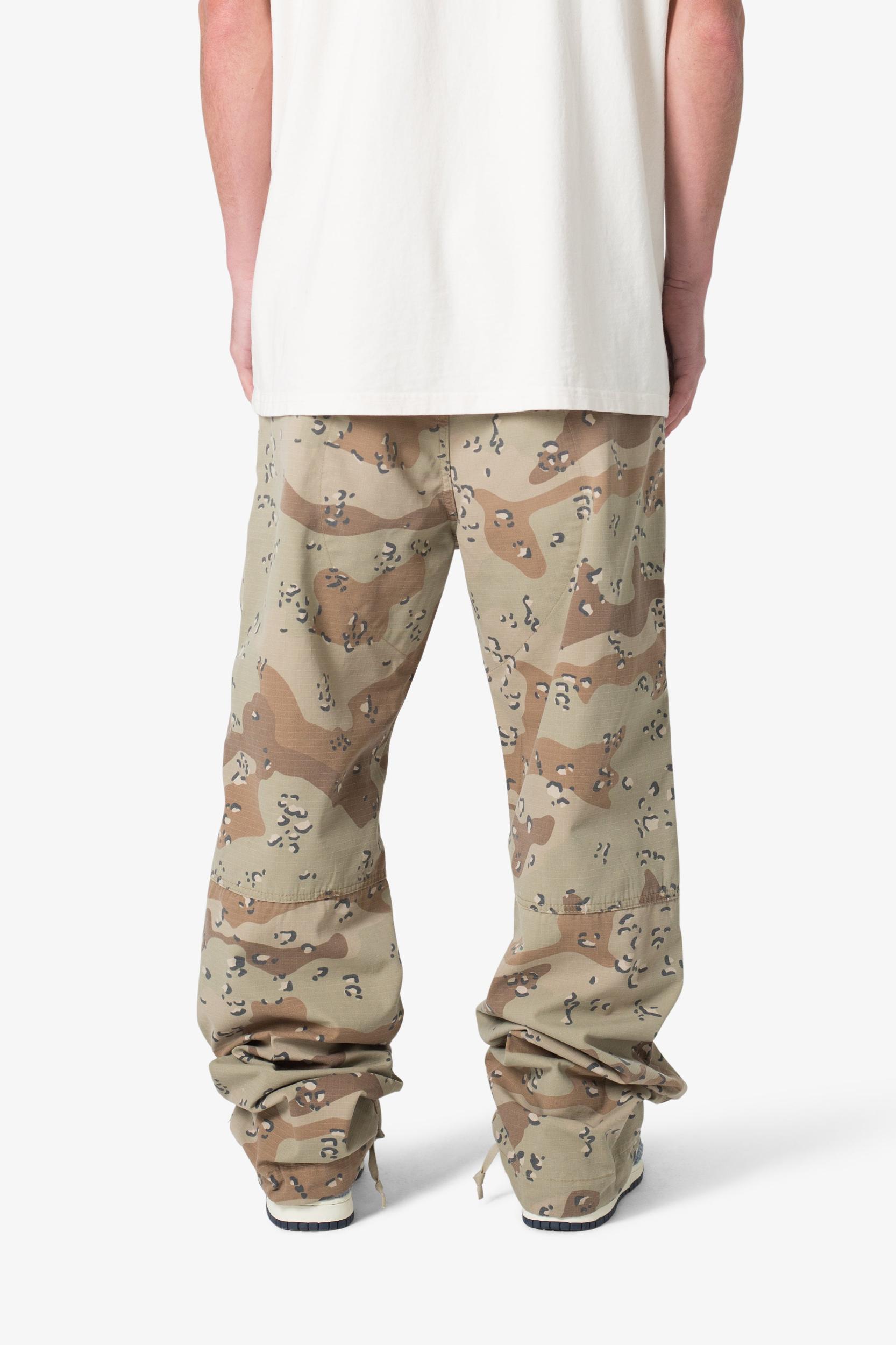 Ultra Baggy Cargo Pants - Desert Camo Product Image