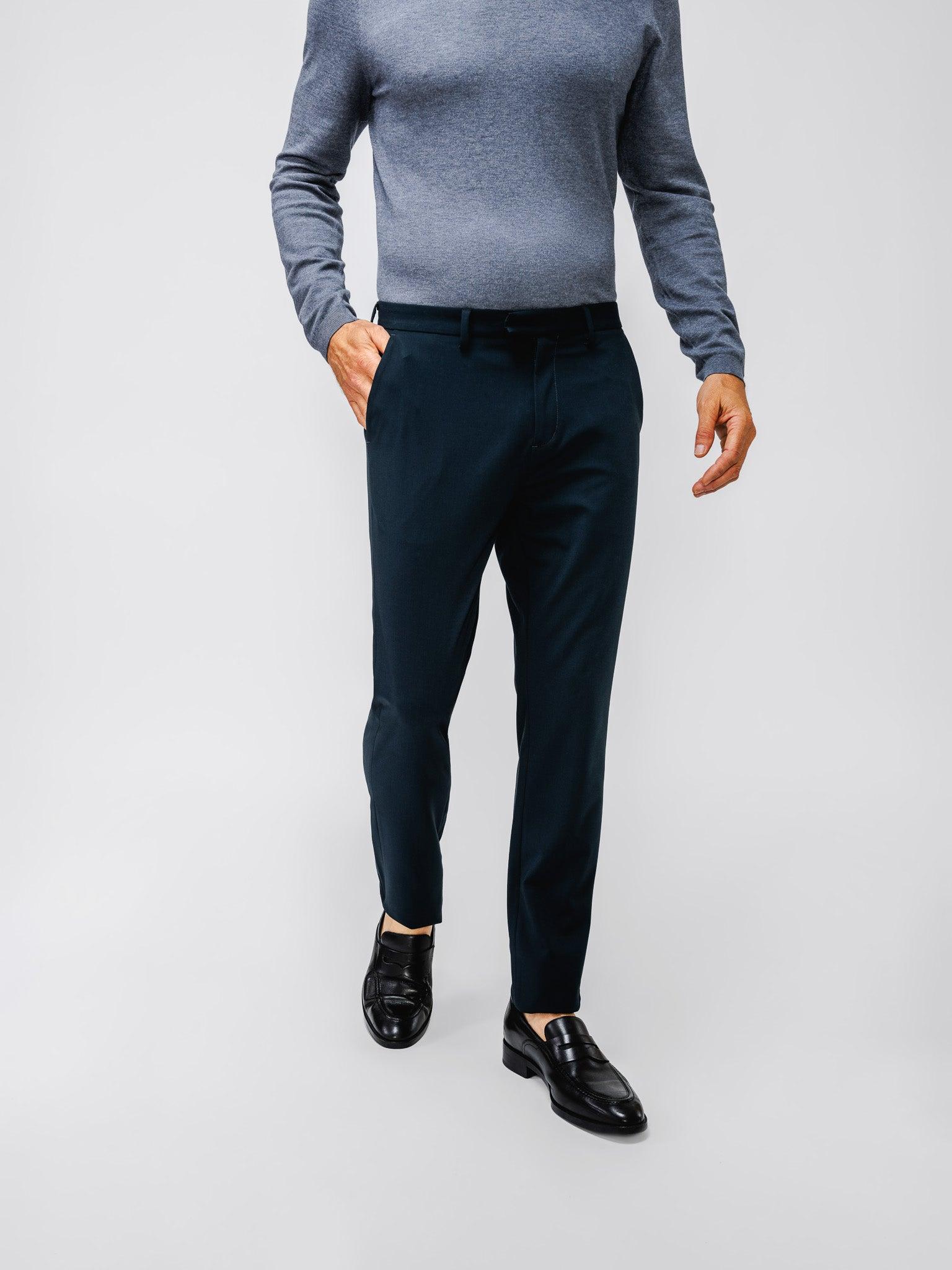 Men's Velocity Pant Product Image