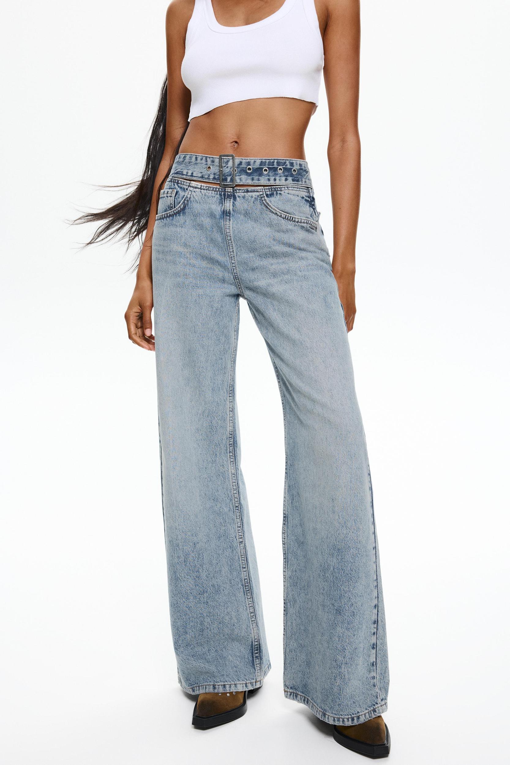 Wide-leg jeans with belt Product Image