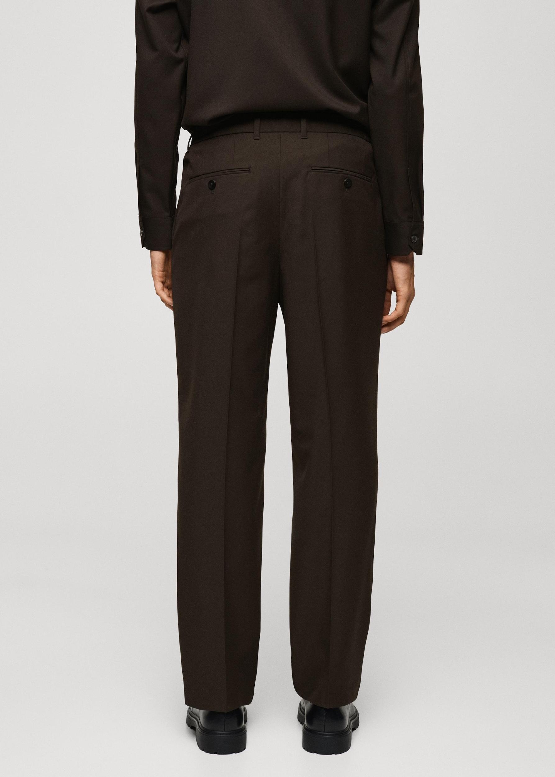 Regular-fit pleated pants - Men | MANGO USA Product Image
