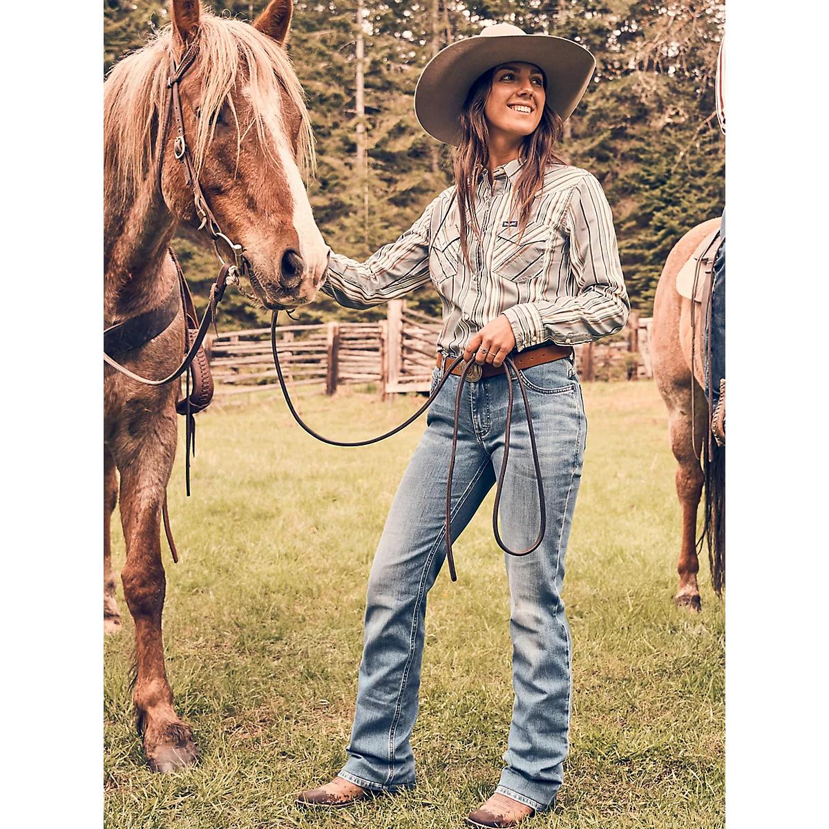 Women's Wrangler® Ultimate Riding Jean Willow Mid-Rise Bootcut in Sophia Product Image