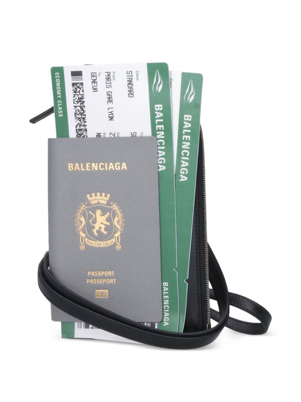 zip-fastening cardholder Product Image