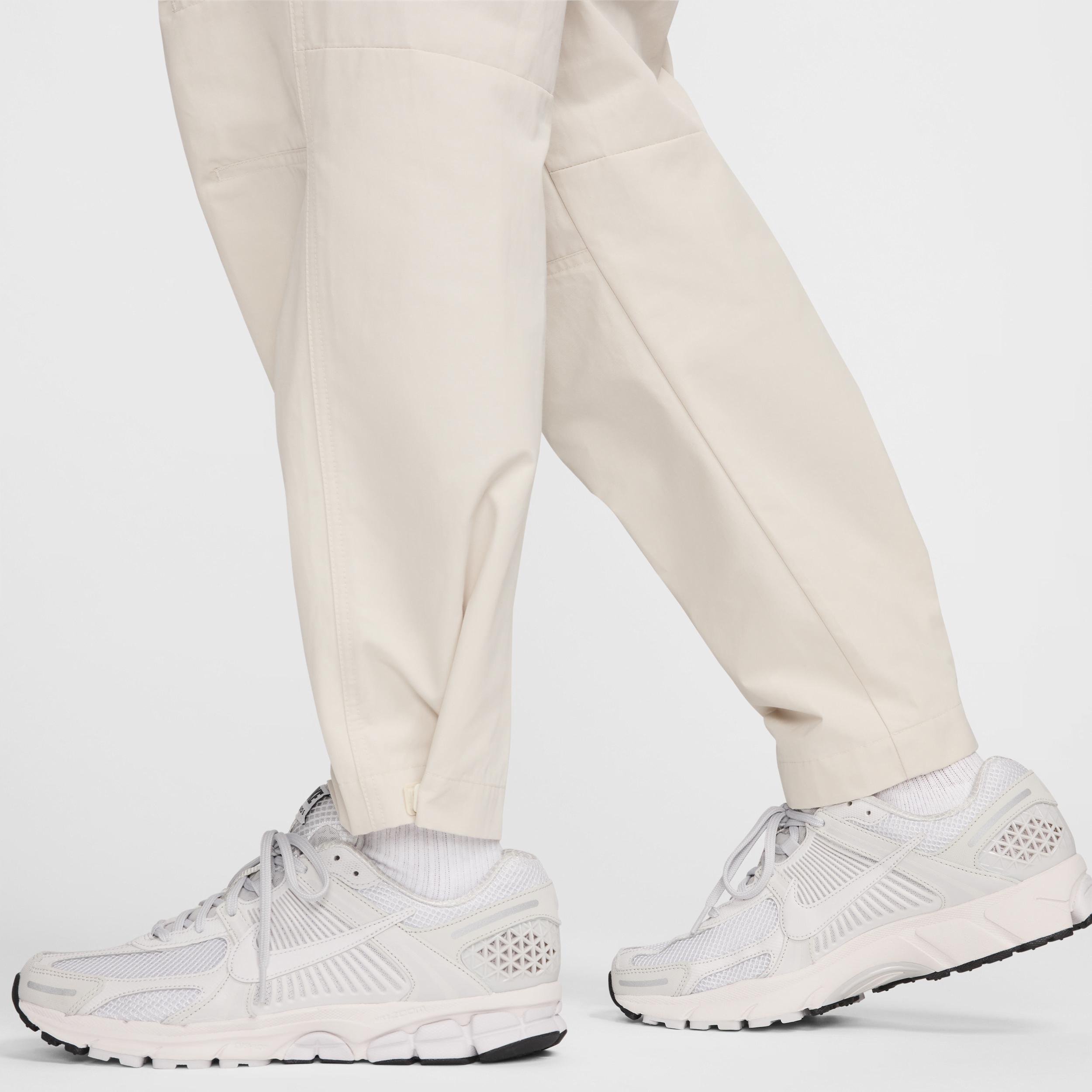 Nike Mens Tech Woven Pants | FZ0710-104 Product Image