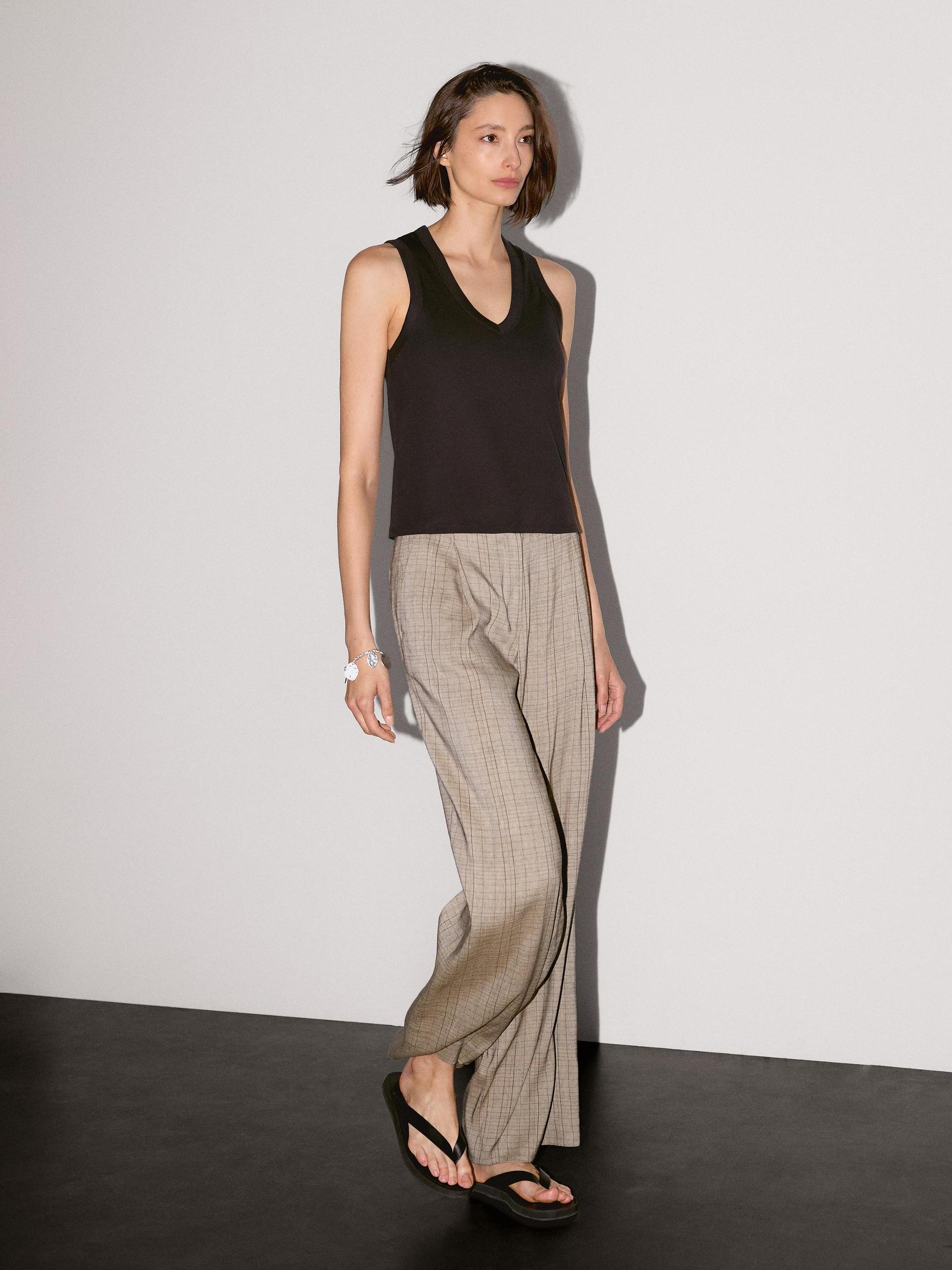 Sleeveless mercerised cotton T-shirt Product Image