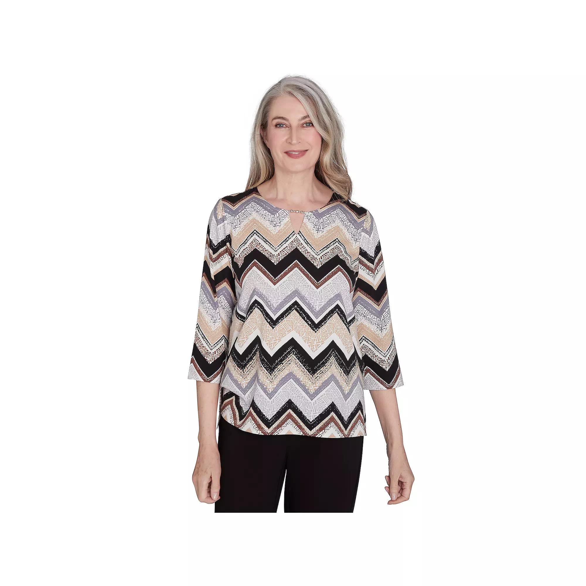 Petite Alfred Dunner Zig Zag Split Neck Top, Women's, Size: Large Petite, Black Product Image