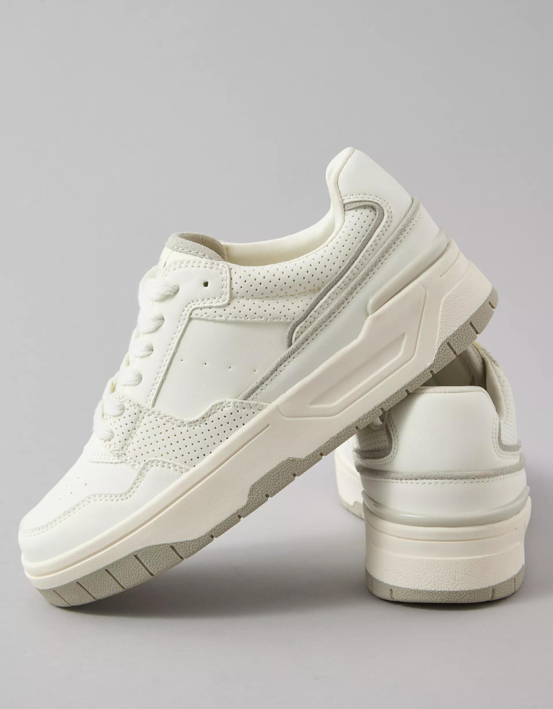 AE Varsity Retro Sneaker Product Image