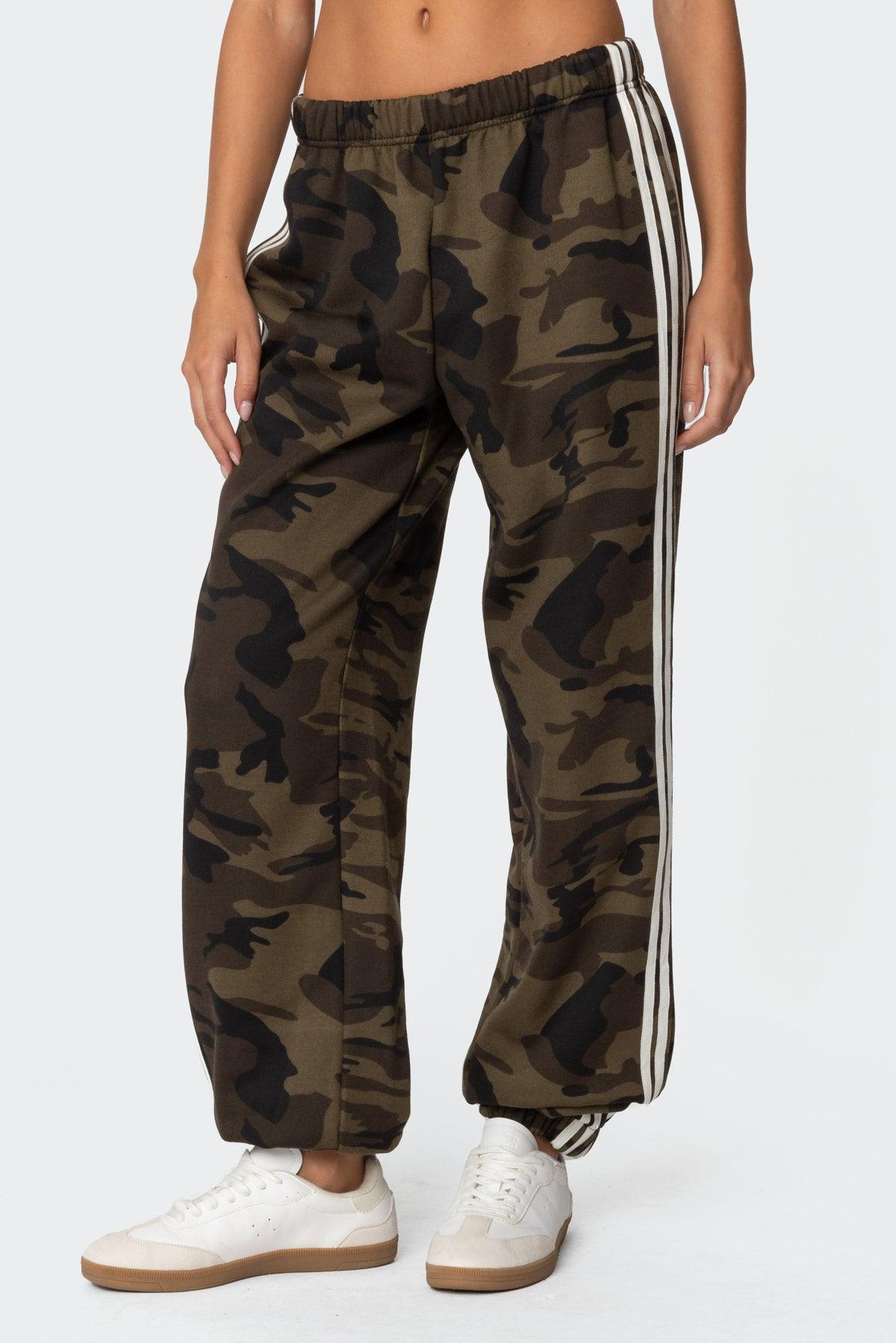 Camo Contrast Striped Sweatpants Product Image