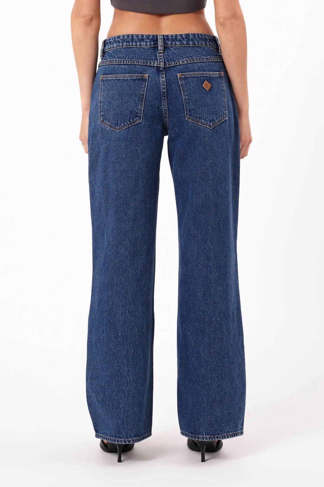 95 Mid Baggy Jean Product Image