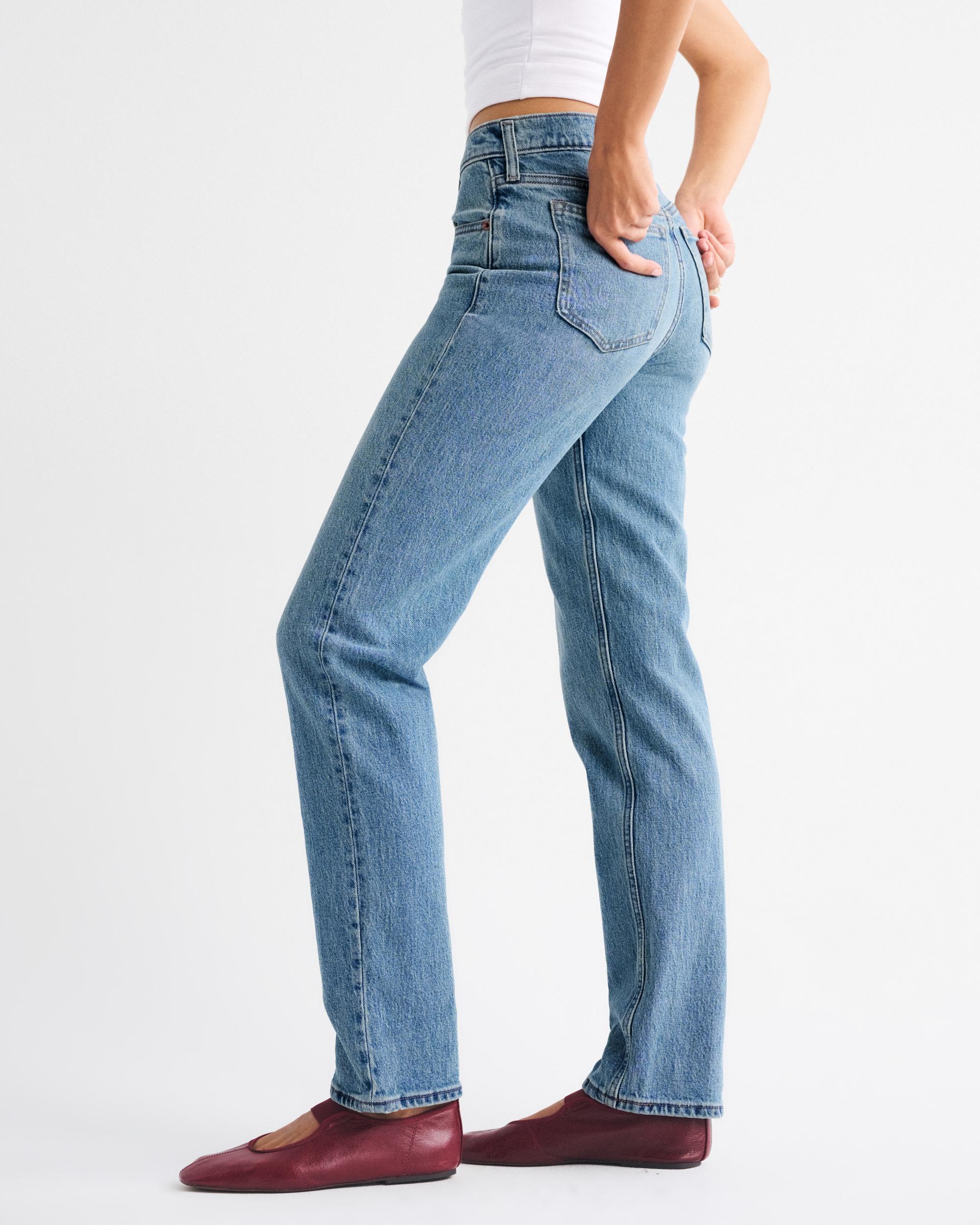 Mid Rise 90s Straight Jean Product Image