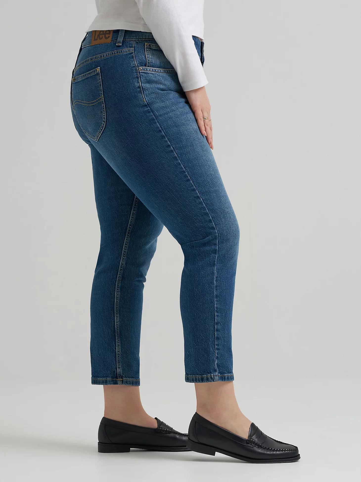 Women's Legendary Straight Crop (Plus) | Women's Capris & Crops | Lee® Product Image