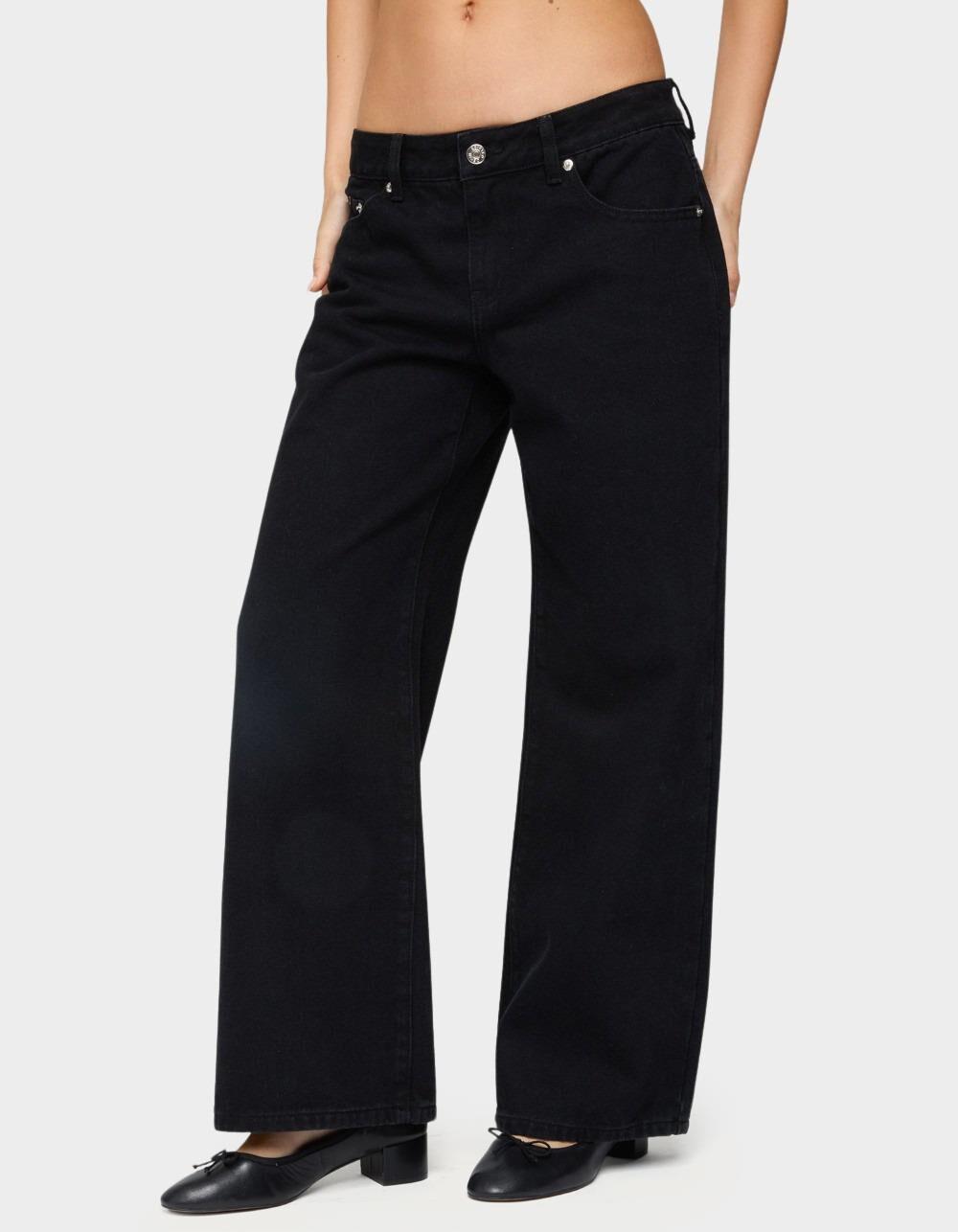 EDIKTED Petite Daytime Low Rise Jeans - BLACK Product Image