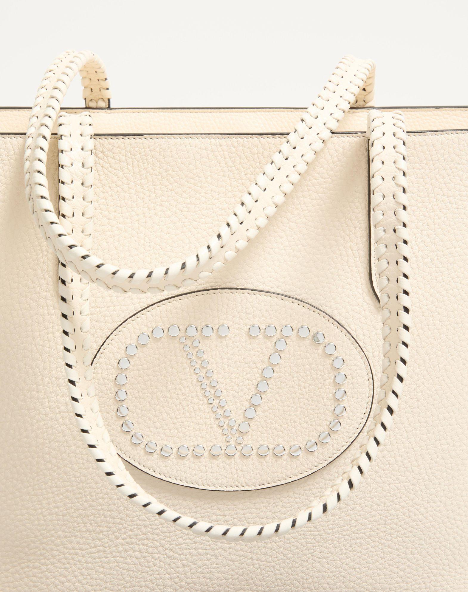 Valentino Garavani Nellcôte Shopping Bag In Grainy Calfskin Product Image