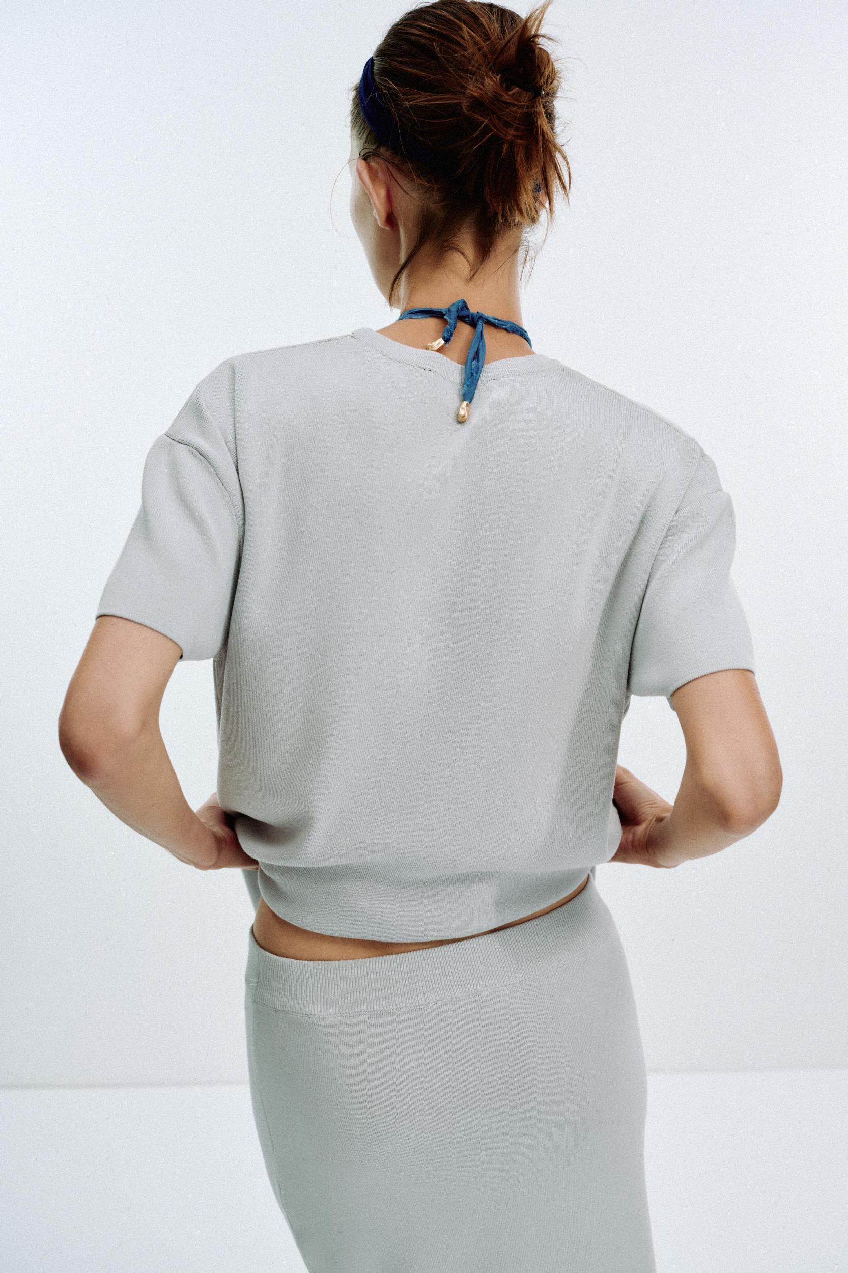 PLAIN KNIT MIDI SKIRT Product Image