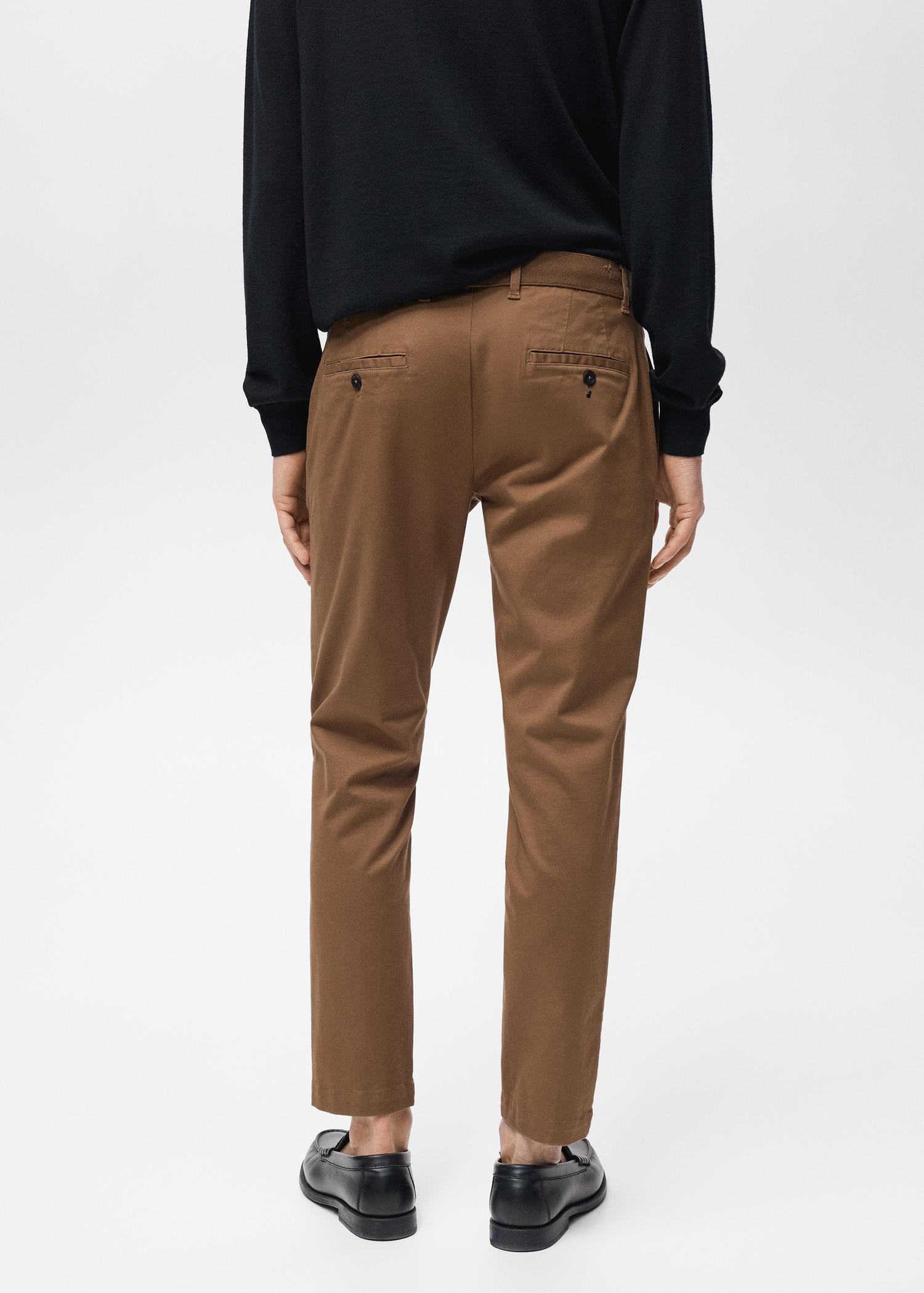 Prato cropped tapered chino pants - Men | MANGO USA Product Image