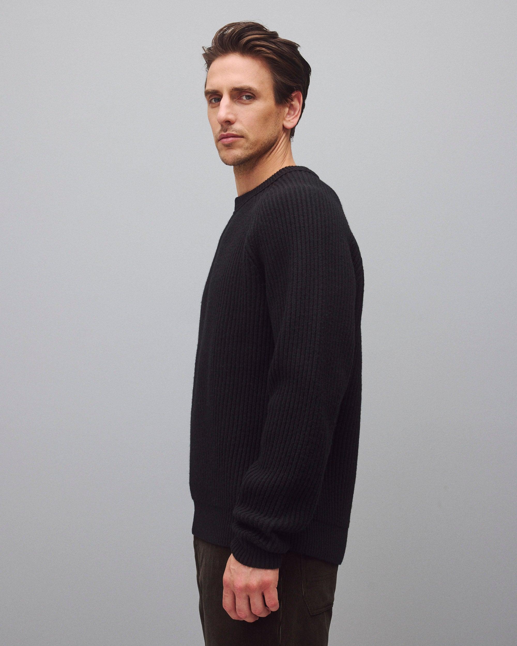 0851. Tech Essential™ Relaxed Long Sleeve - Faded Crimson Product Image