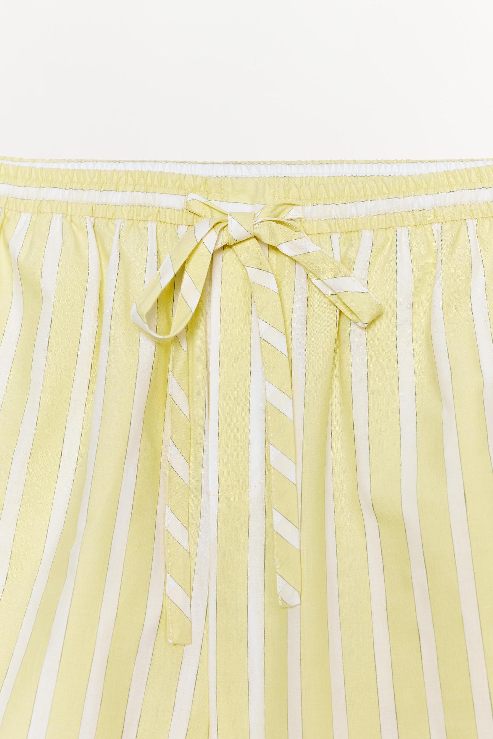 STRIPED PAJAMA SHORTS Product Image