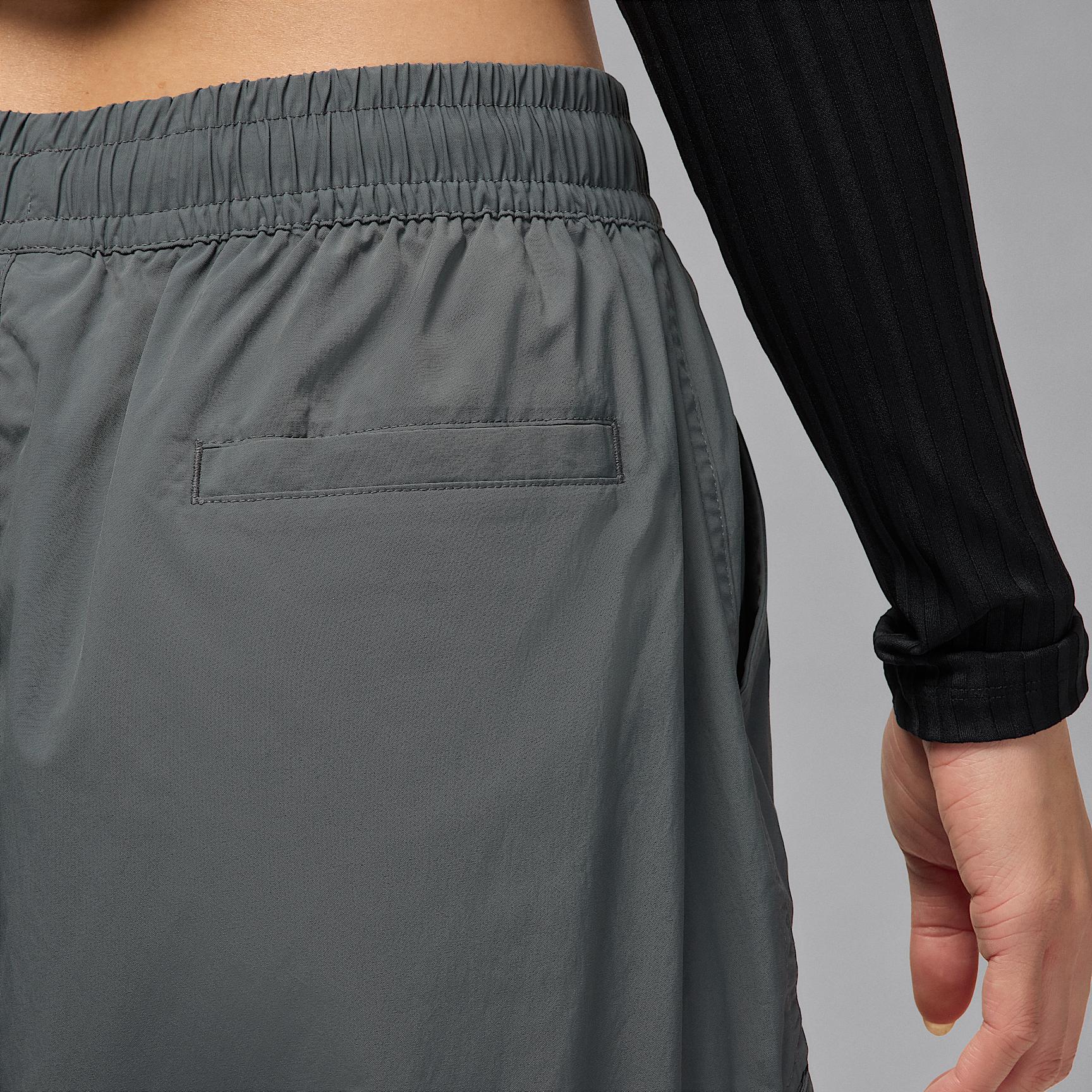 Womens Jordan Flight Chicago Parachute Pants | HM6144-068 Product Image