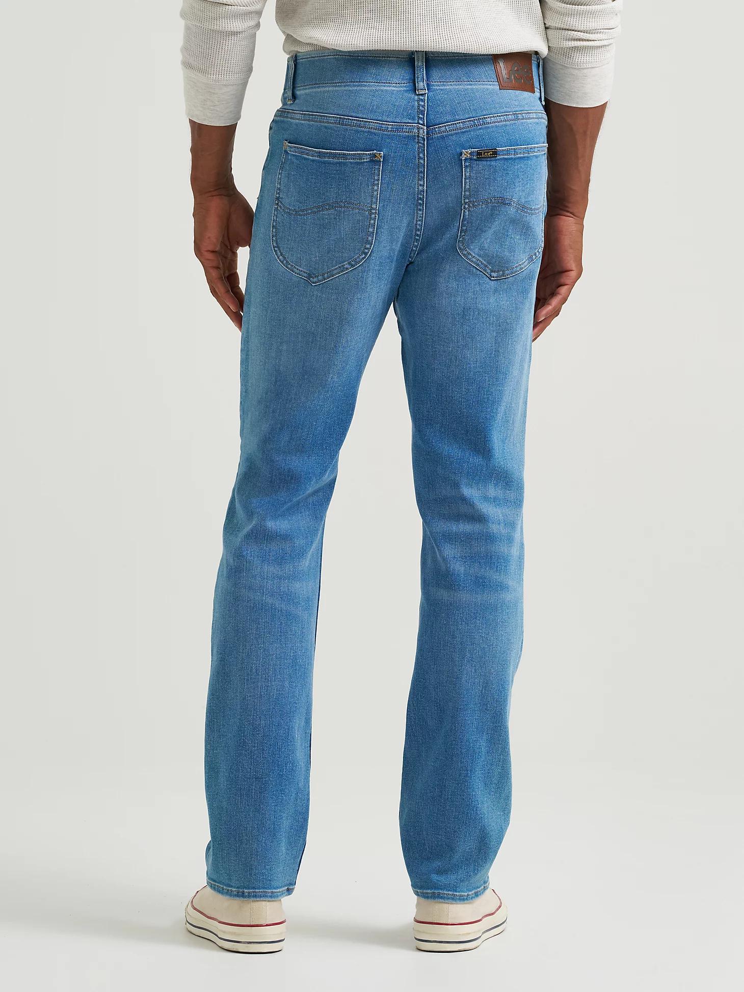 Men's Extreme Motion Slim Straight Jean | Lee® Product Image