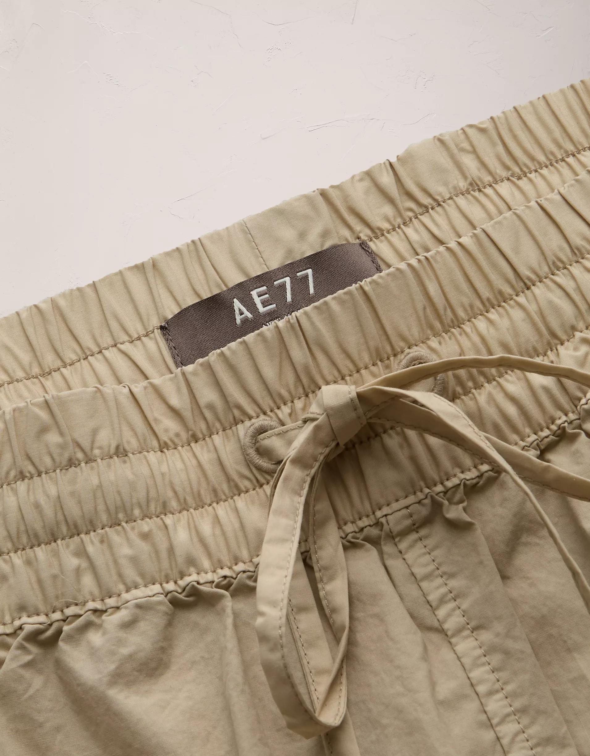 AE77 Premium Pull-On Poplin Short Product Image