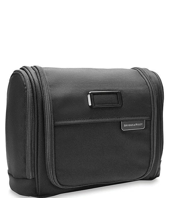 Briggs & Riley Baseline Deluxe Hangable Kit Product Image