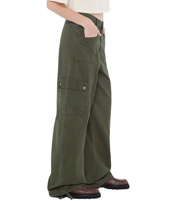 Guess Mid Rise Utility Ripstop Cargo Pants Product Image