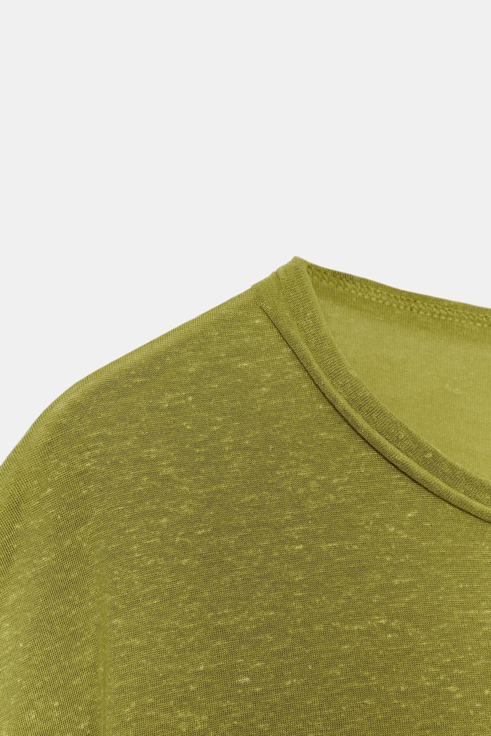 FLOWY OVERSIZED T-SHIRT Product Image