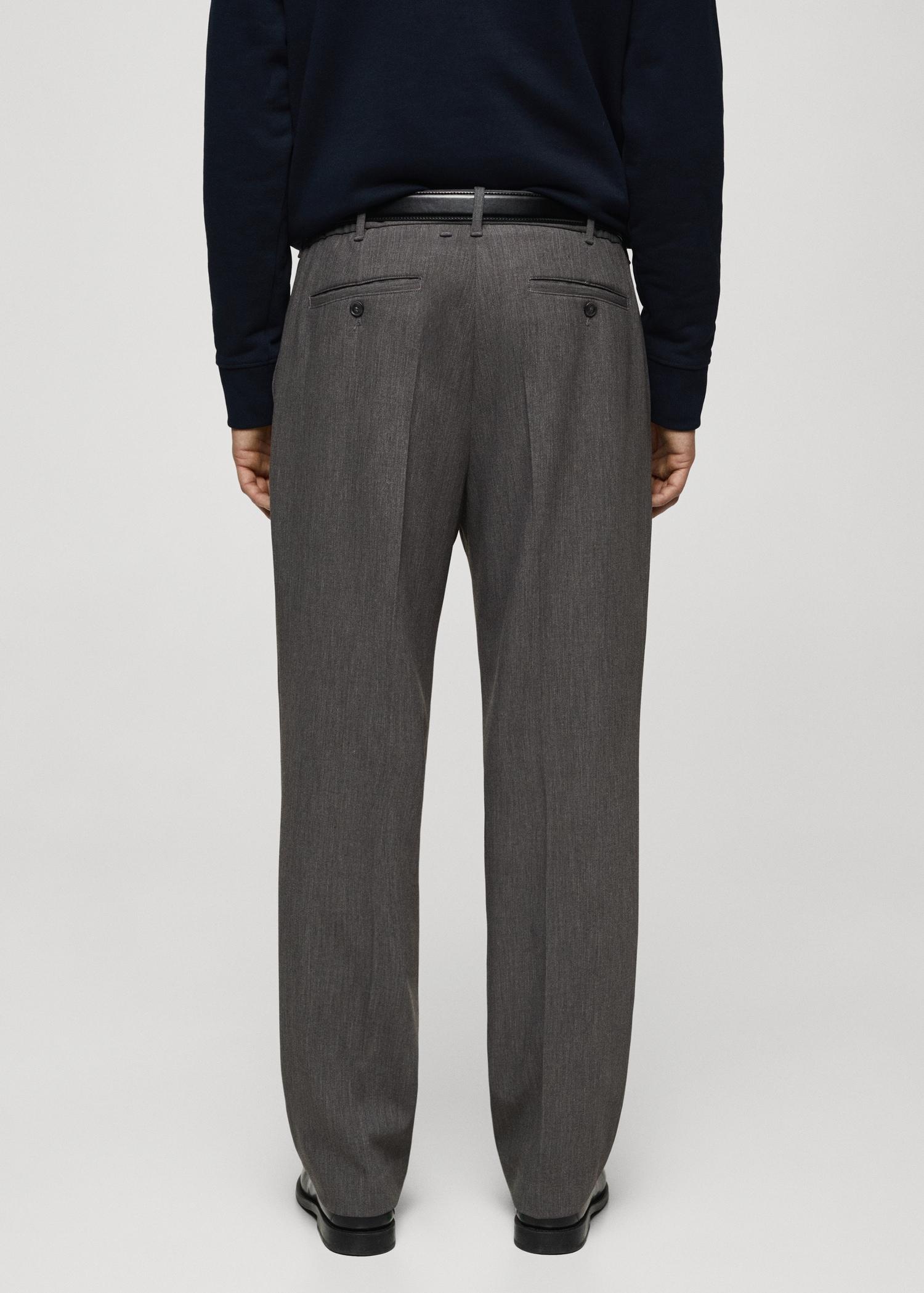 Straight-fit pleated pants - Men | MANGO USA Product Image