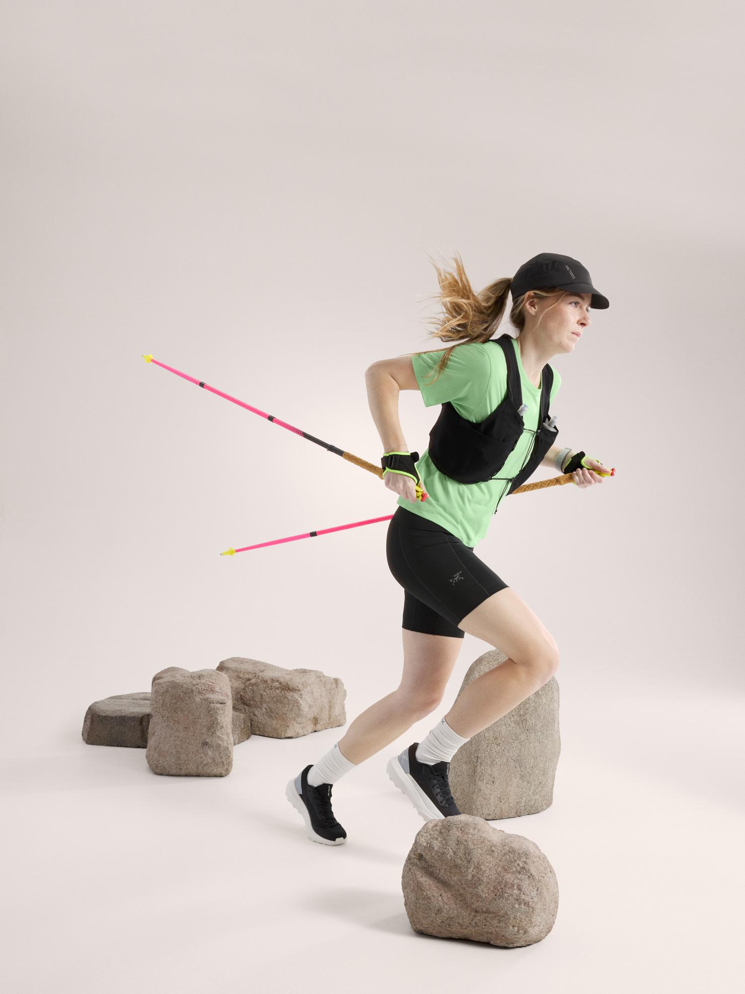 Essent High-Rise Utility Short 8" Women's Product Image