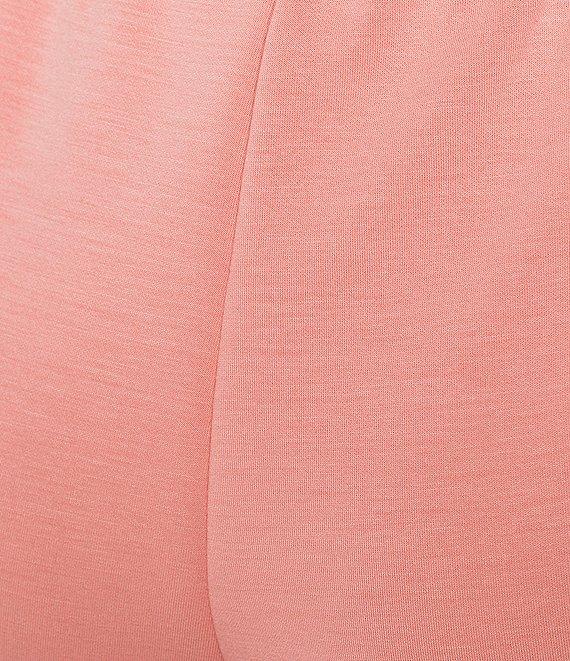 Kinesis Mid-Rise Contrast Piping Shorts Product Image