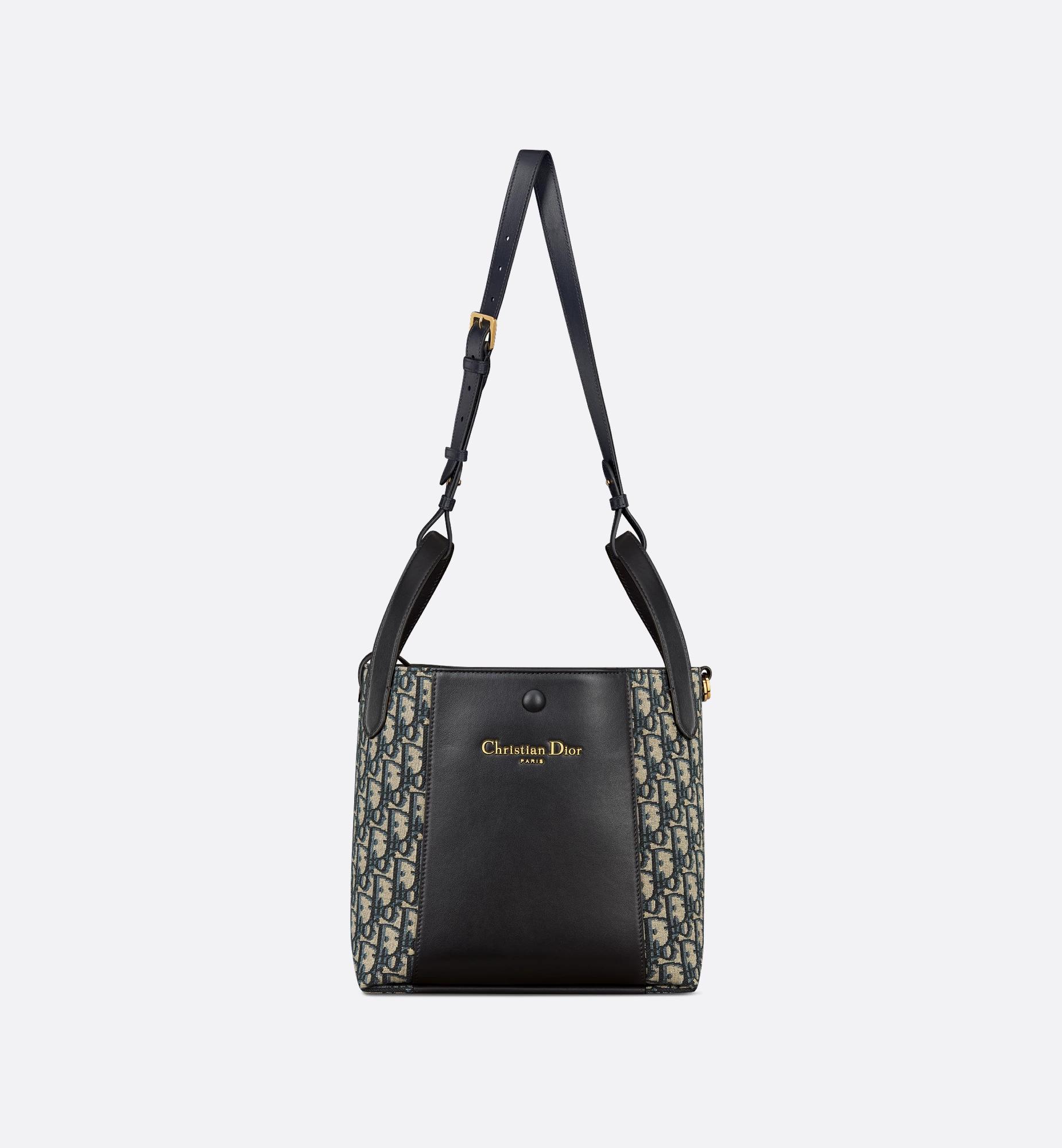 Medium Signature Bucket Bag Product Image