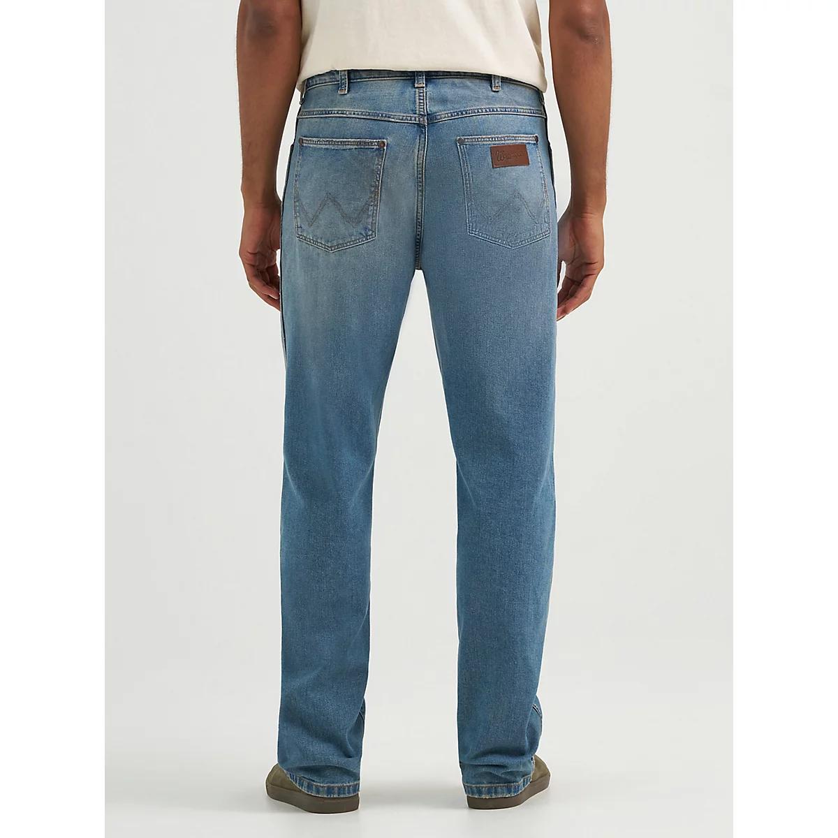 Men's Loose Straight Jean in Authentic Medium Product Image
