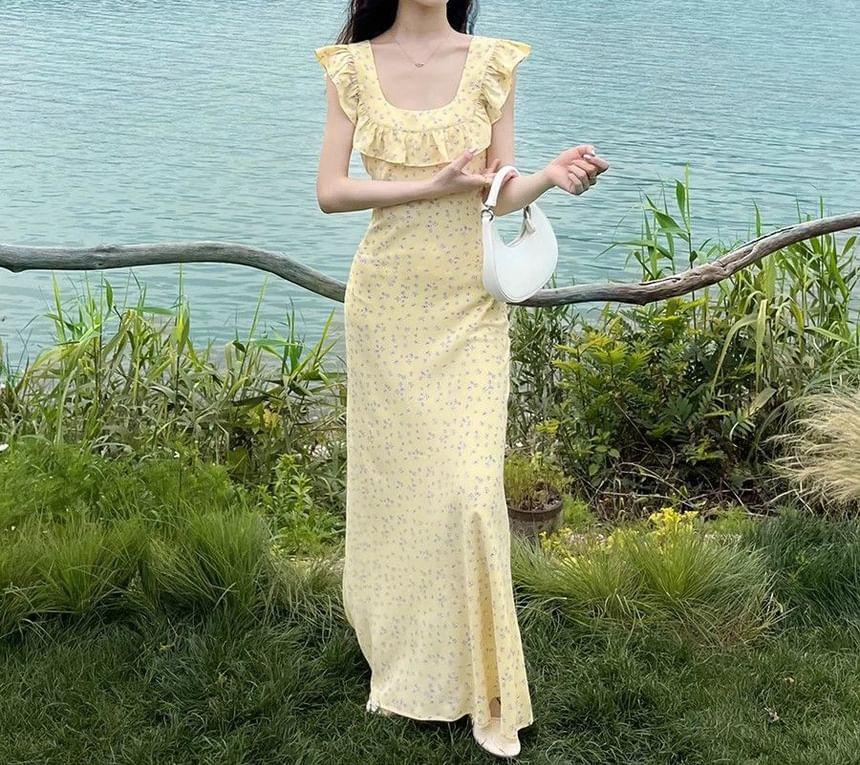 Sleeveless Square Neck Floral Print Maxi A-Line Dress Product Image