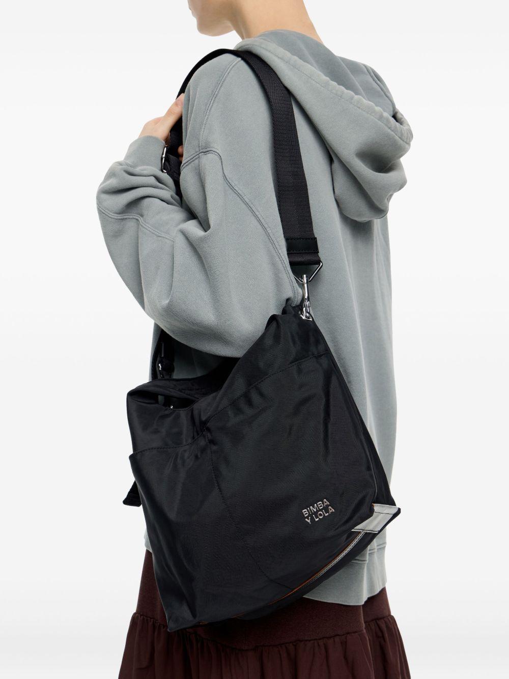 medium leather tote bag Product Image