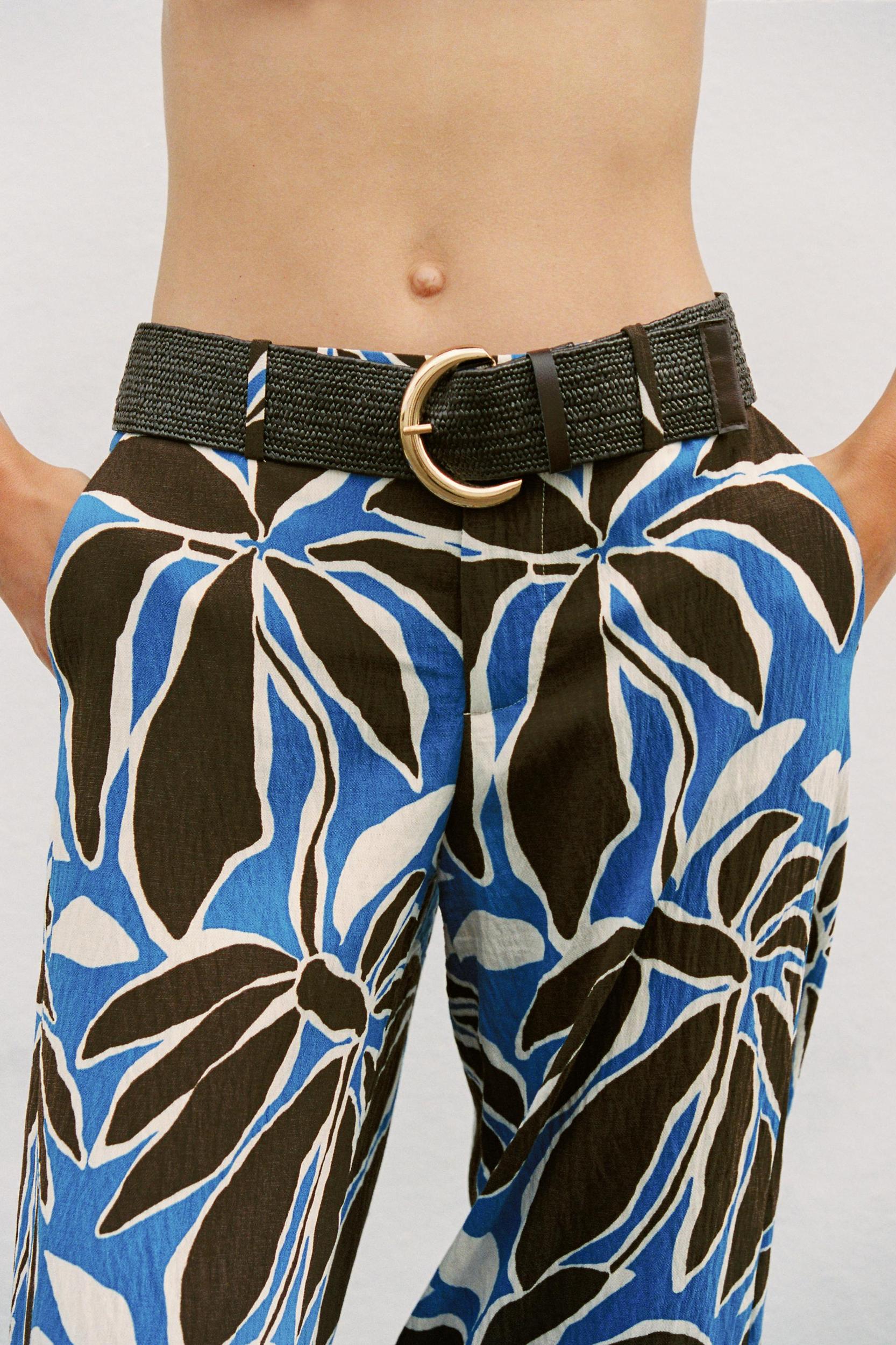 FLORAL PRINT WIDE LEG PANTS Product Image