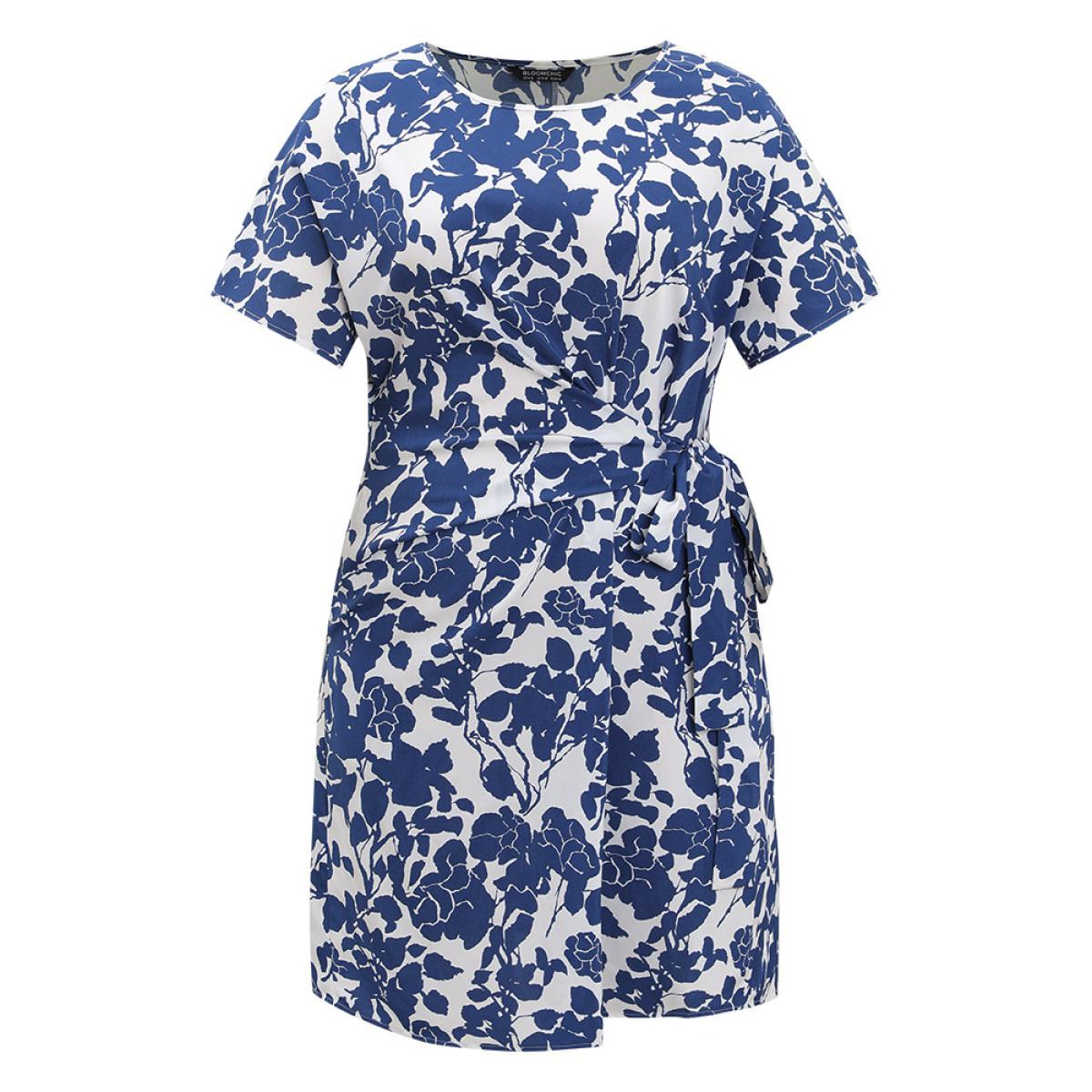Plus Size Floral Print Batwing Sleeve Pocket Knot Side Dress Blue Women Elegant Knotted Round Neck Half Sleeve Curvy Short Dress BloomChic 14-16/1X Product Image