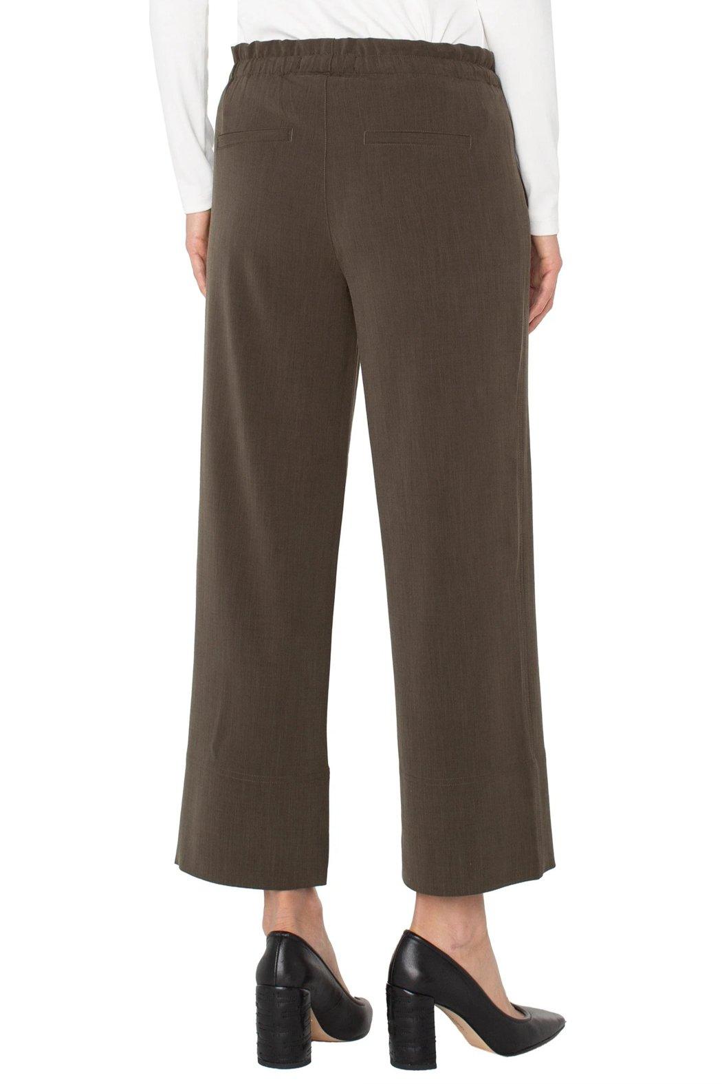 Pull on Wide Cargo Product Image