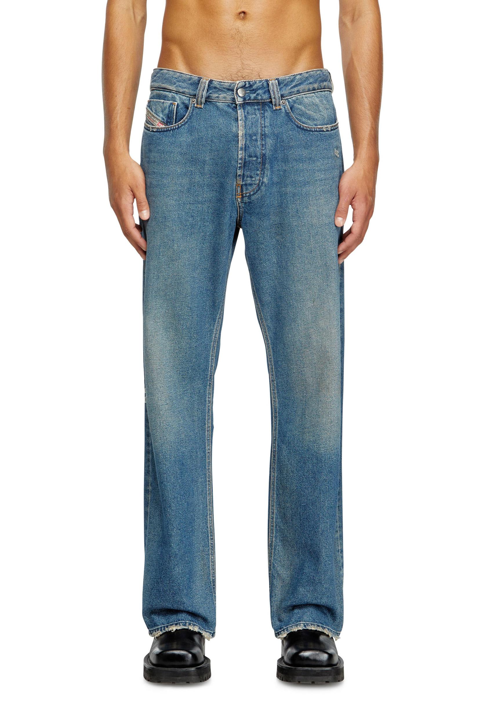 Relaxed Jeans 1980 D-Eeper 09J79 Product Image
