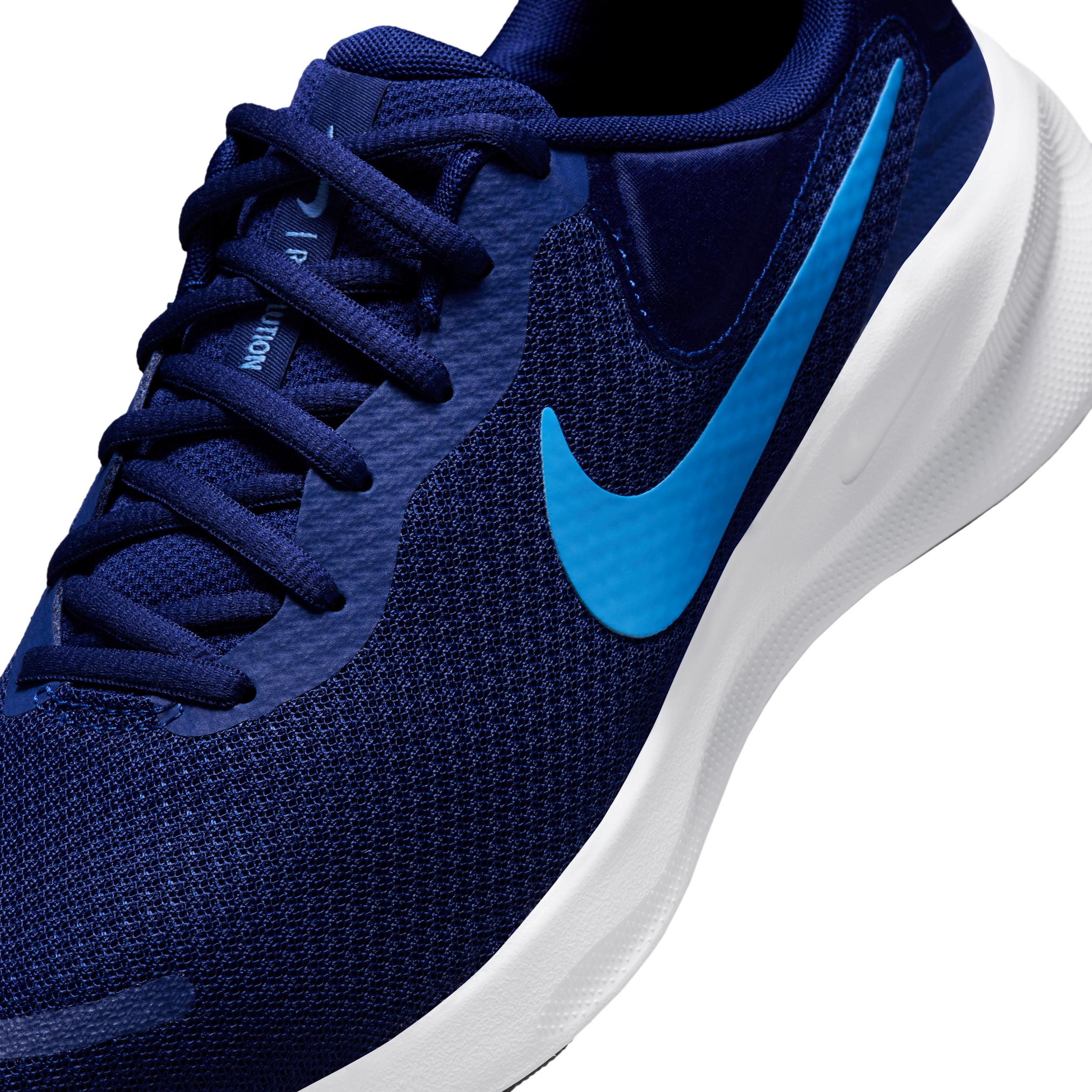 Nike Men's Revolution 7 Road Running Shoes Product Image