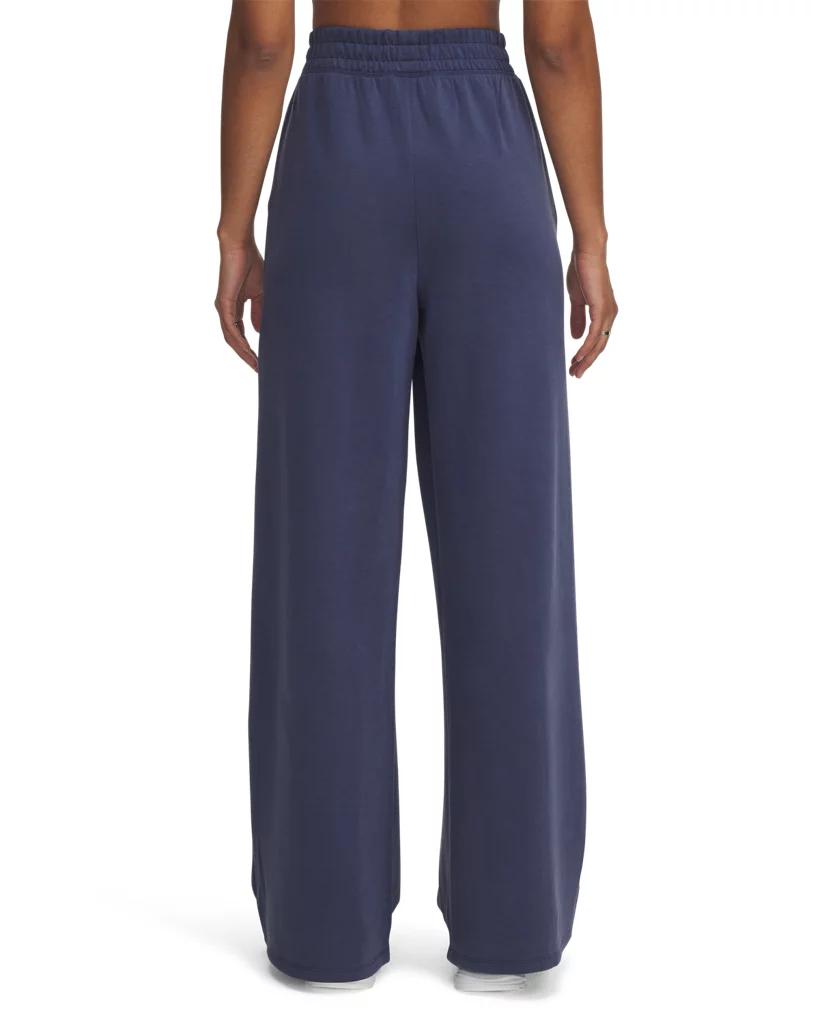 UA Meridian Lounge Product Image